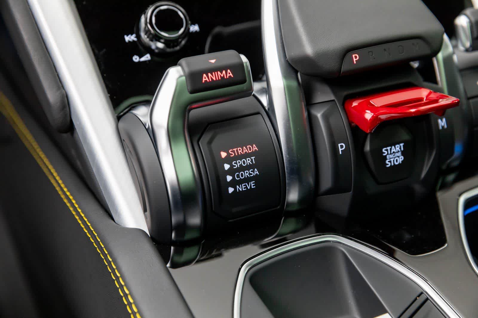 Thumbnail: 2022 Lamborghini Urus - 36