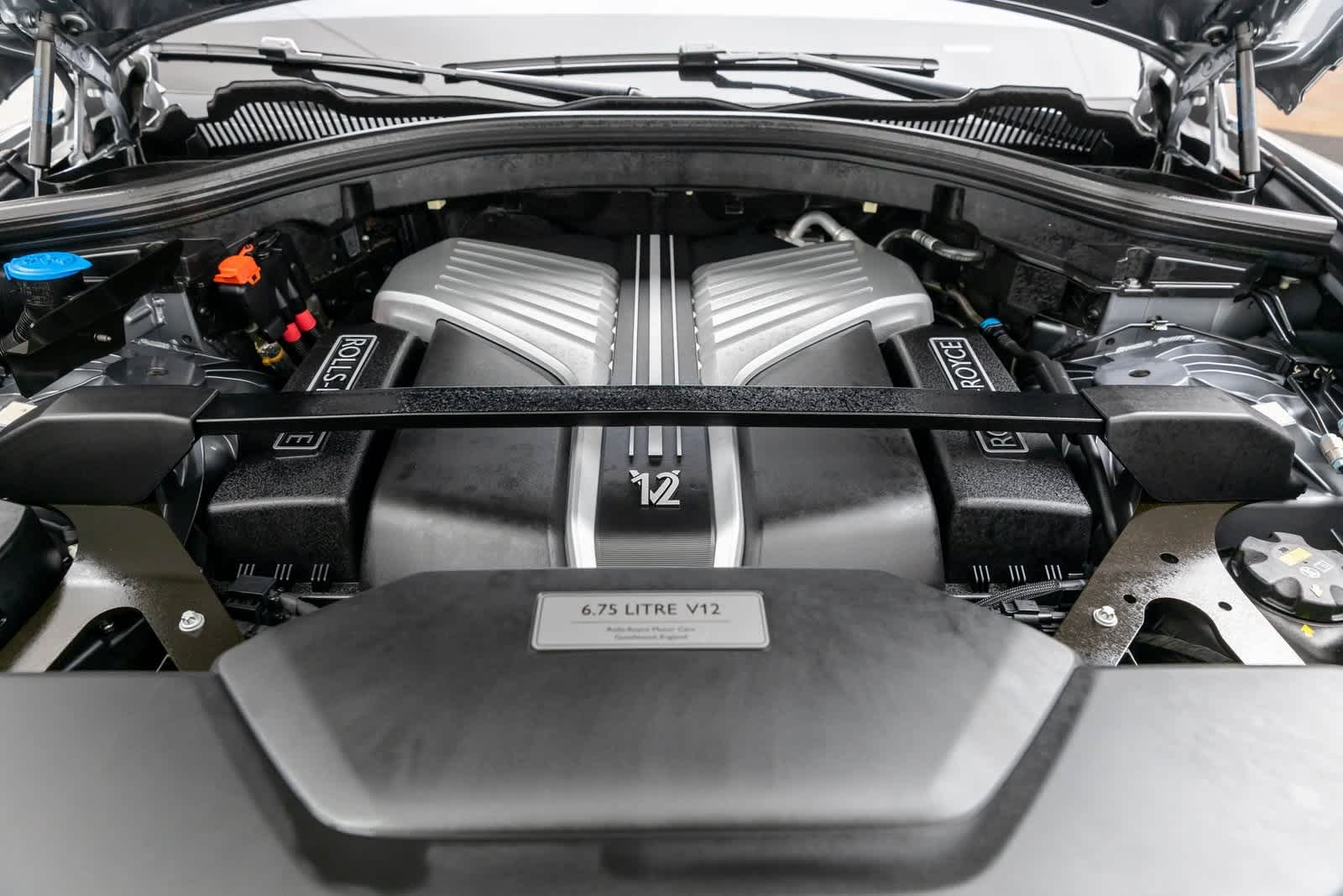 Thumbnail: 2022 Rolls-Royce Cullinan - 42