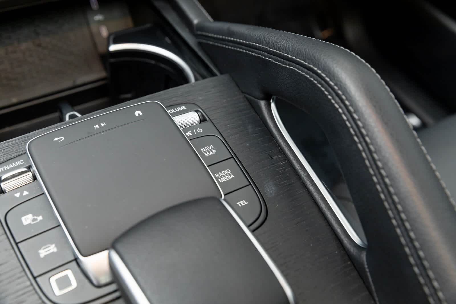 Thumbnail: 2025 Mercedes-Benz GLE - 36