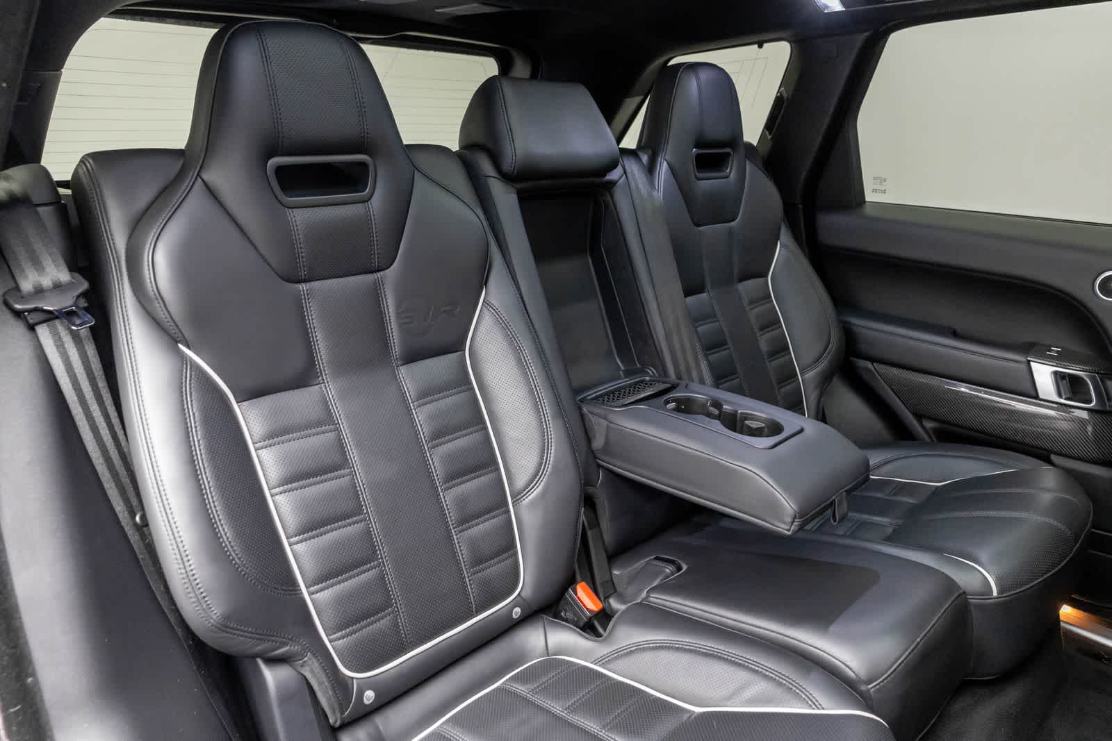 Thumbnail: 2017 Land Rover Range Rover Sport - 15