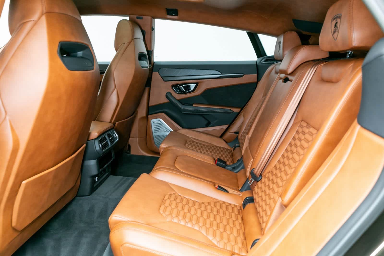 Thumbnail: 2022 Lamborghini Urus - 13