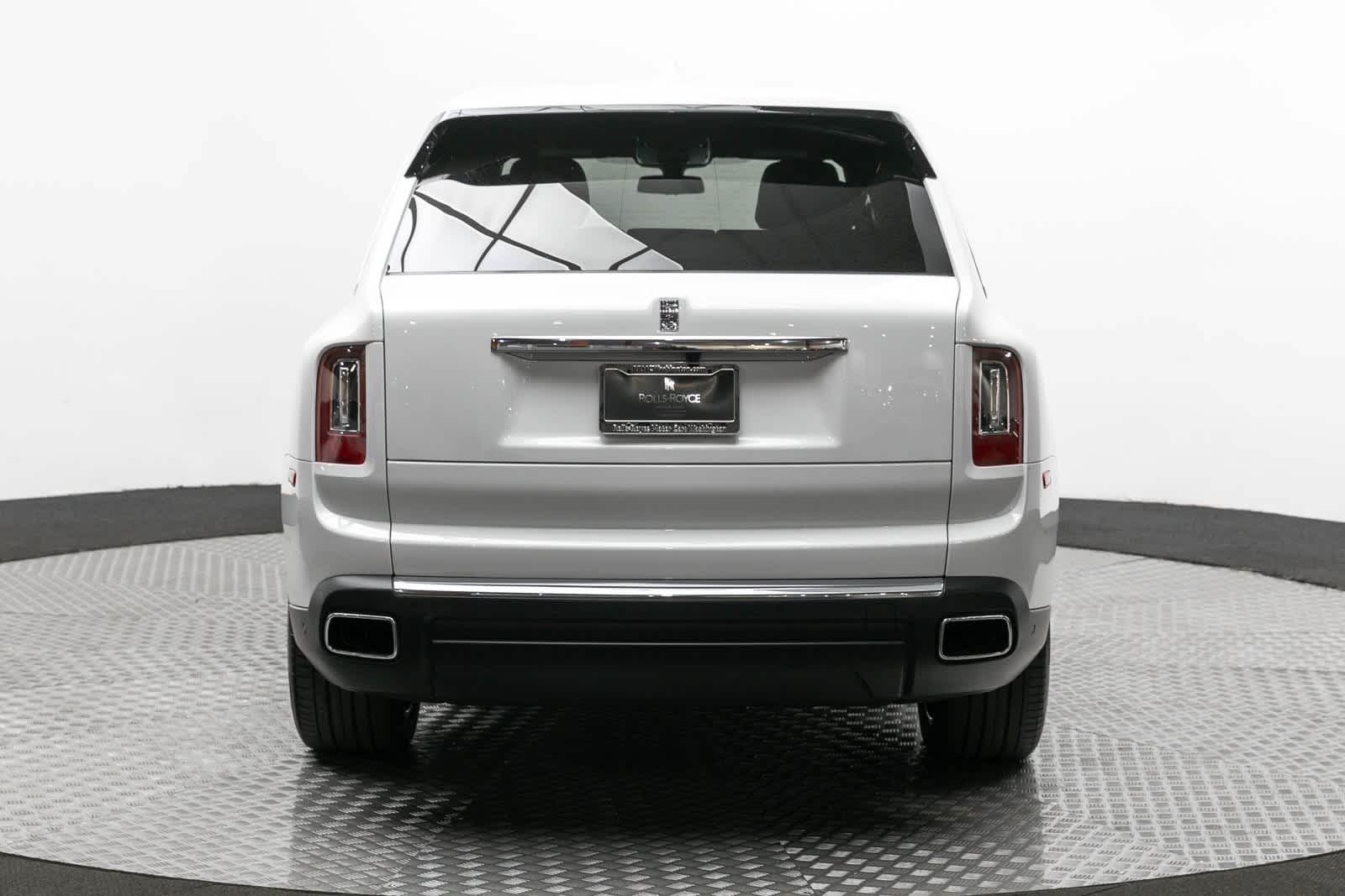 Thumbnail: 2022 Rolls-Royce Cullinan - 5