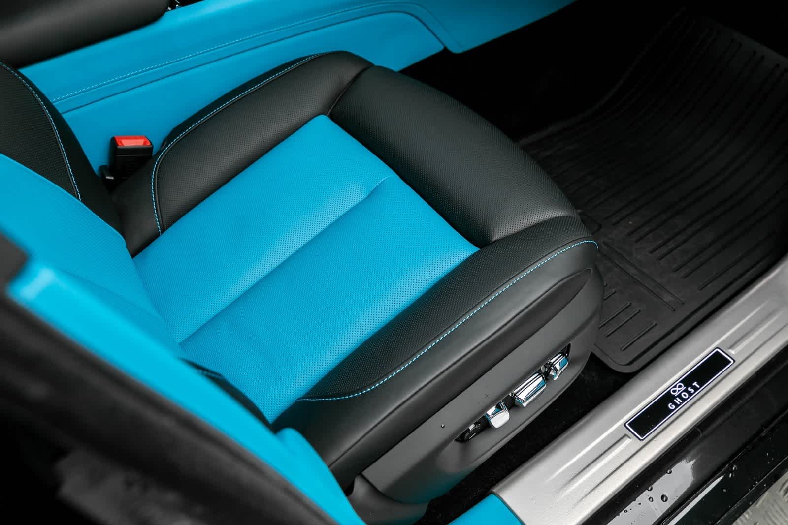 2023 Rolls-Royce Ghost Black Badge 38