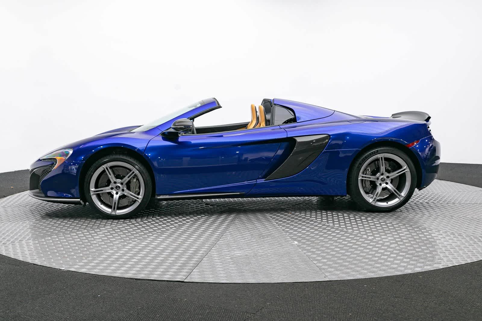 Thumbnail: 2015 Mclaren  - 3