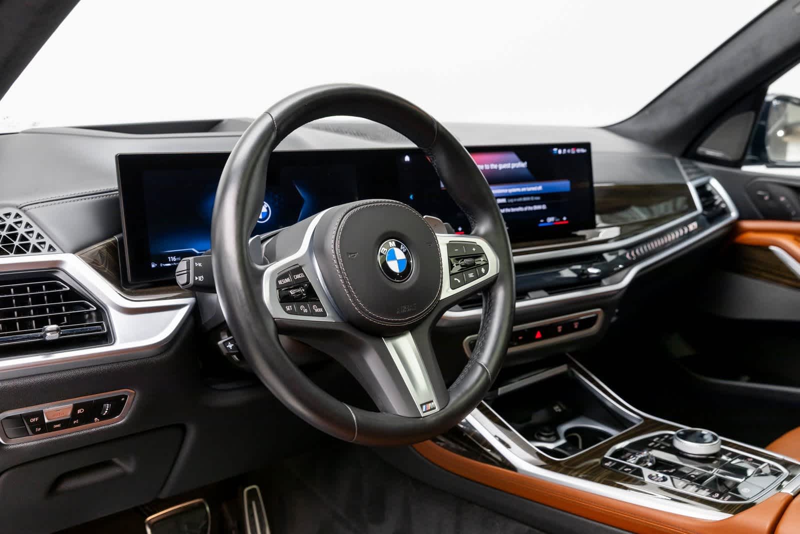 Thumbnail: 2023 BMW X7 - 2