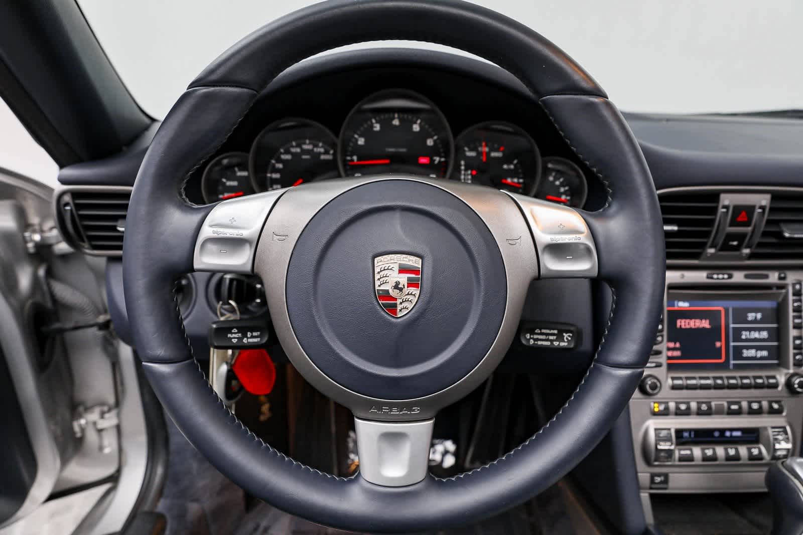 Thumbnail: 2007 Porsche 911 - 17
