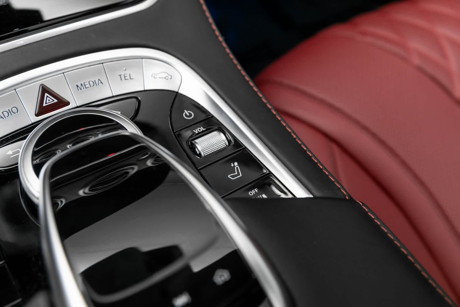 Thumbnail: 2020 Mercedes-Benz S-Class - 36