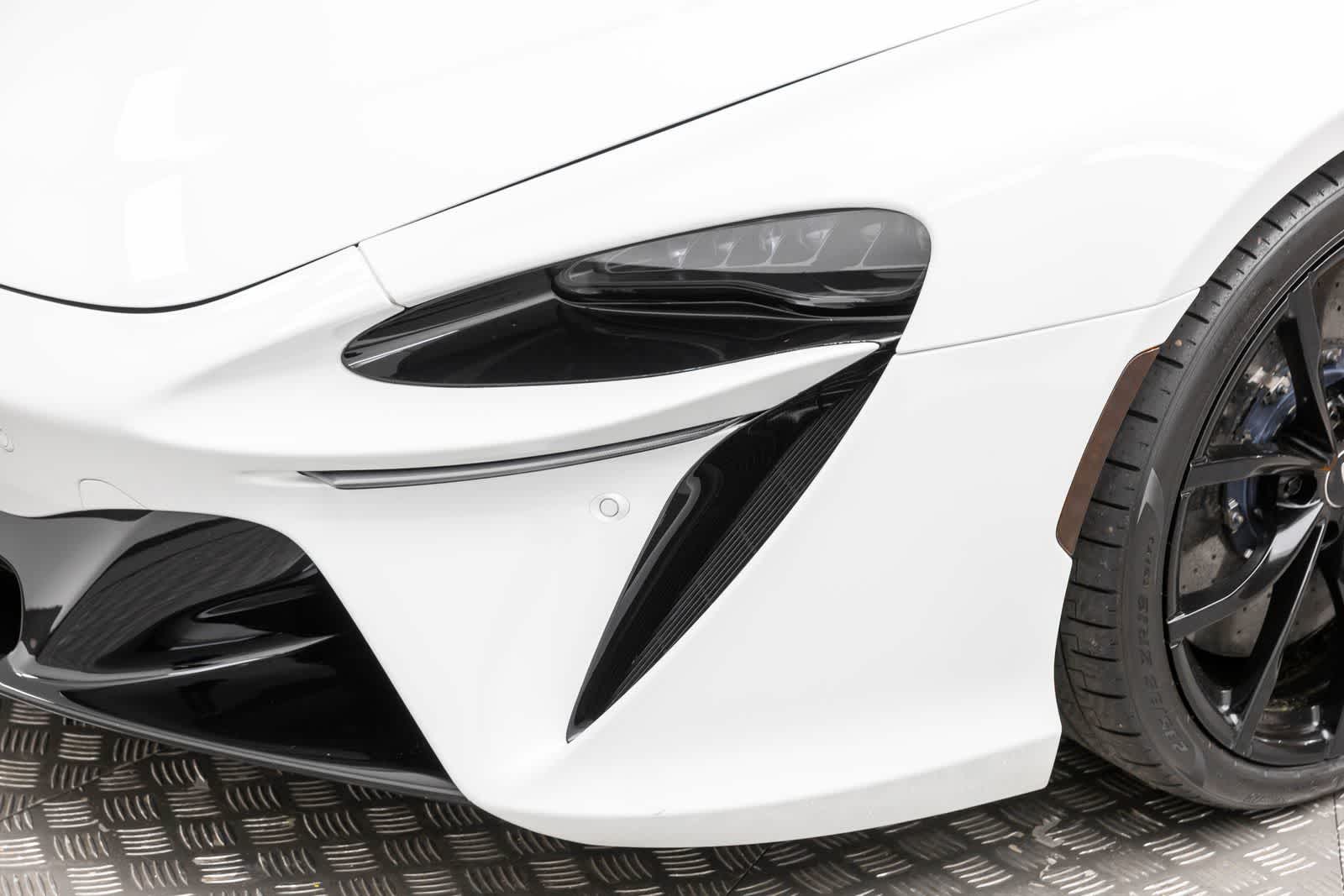 Thumbnail: 2023 Mclaren Artura - 36