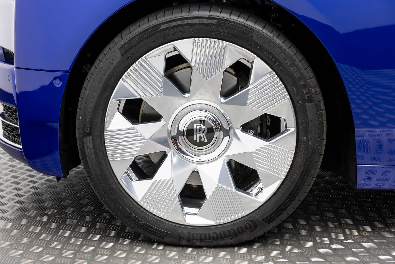 Thumbnail: 2023 Rolls-Royce Phantom - 48