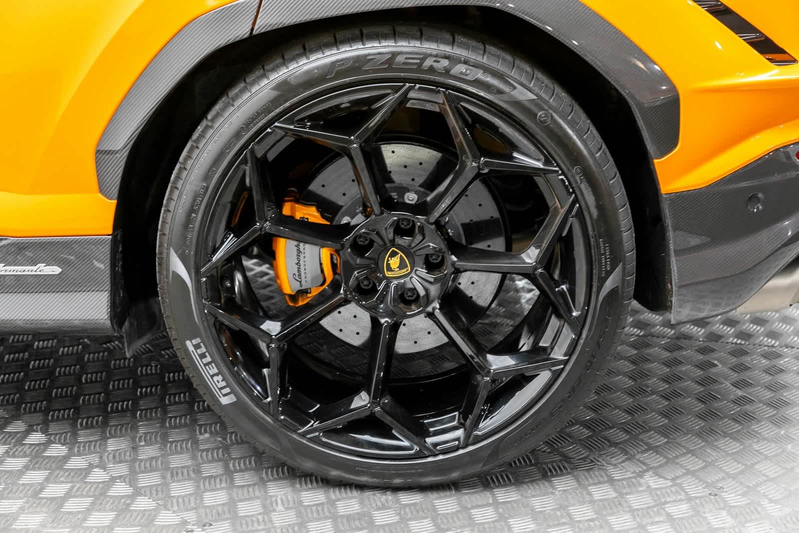 Thumbnail: 2024 Lamborghini Urus - 50