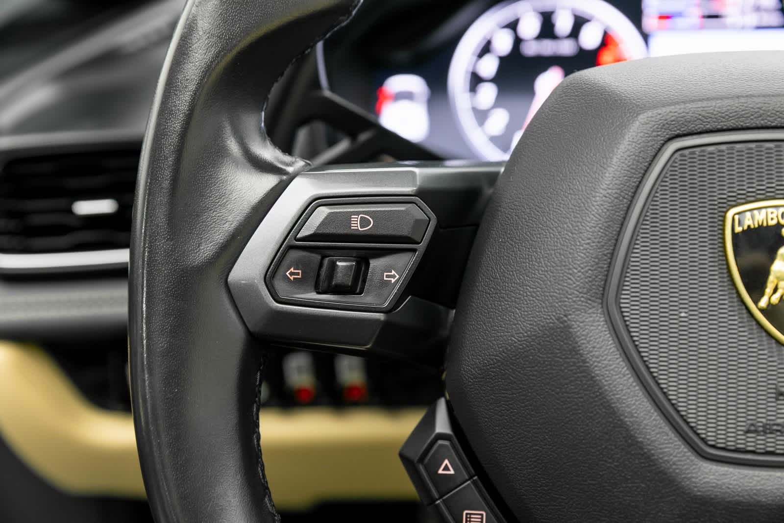 Thumbnail: 2019 Lamborghini Huracan - 30