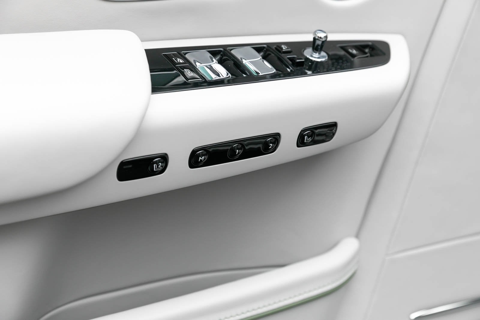 Thumbnail: 2024 Rolls-Royce Phantom - 11
