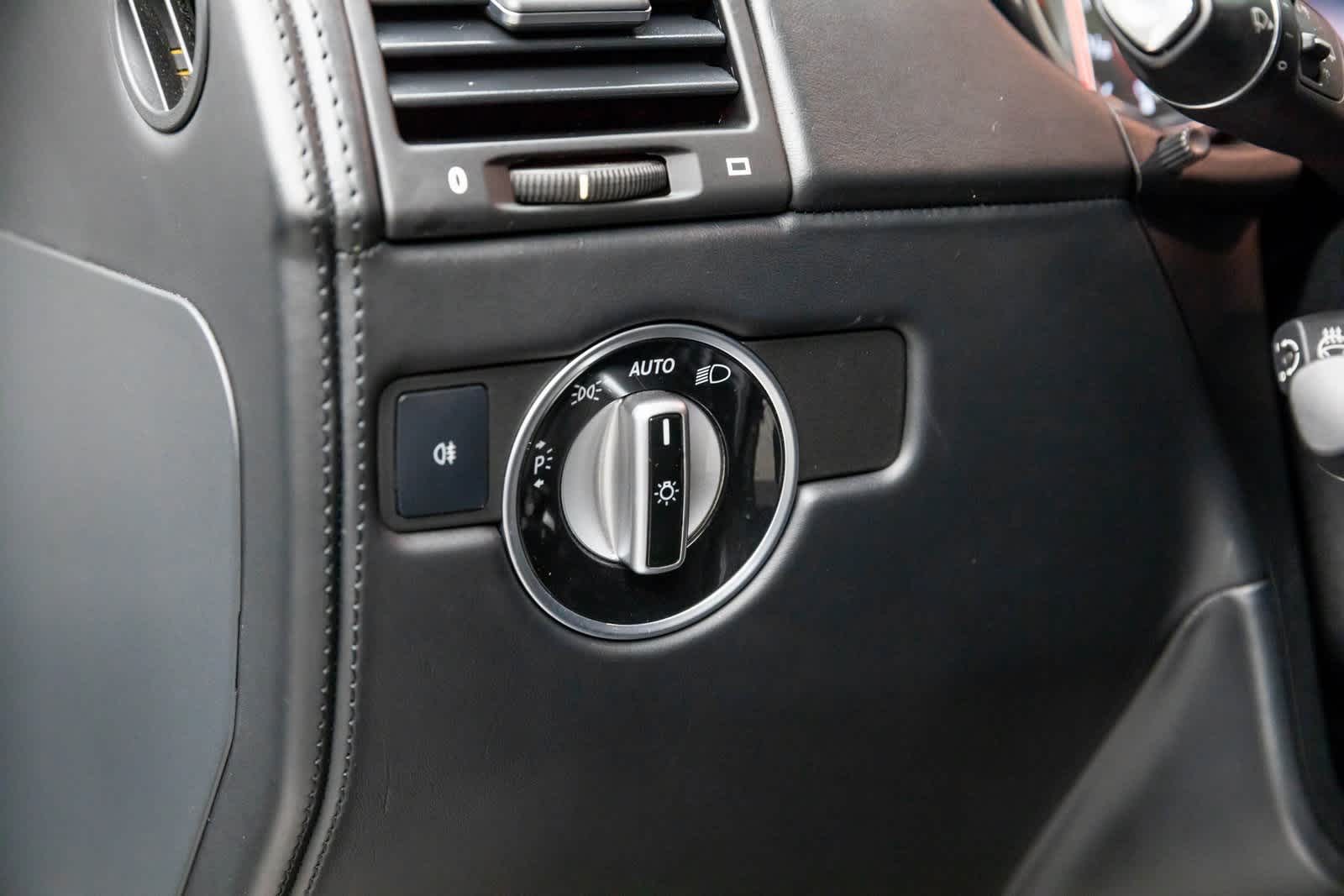 Thumbnail: 2014 Mercedes-Benz G-Class - 31