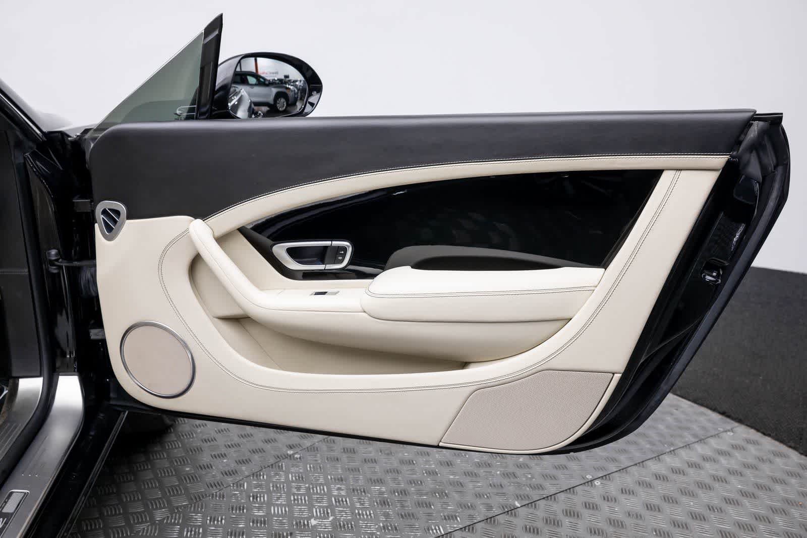 Thumbnail: 2018 Bentley Continental - 36