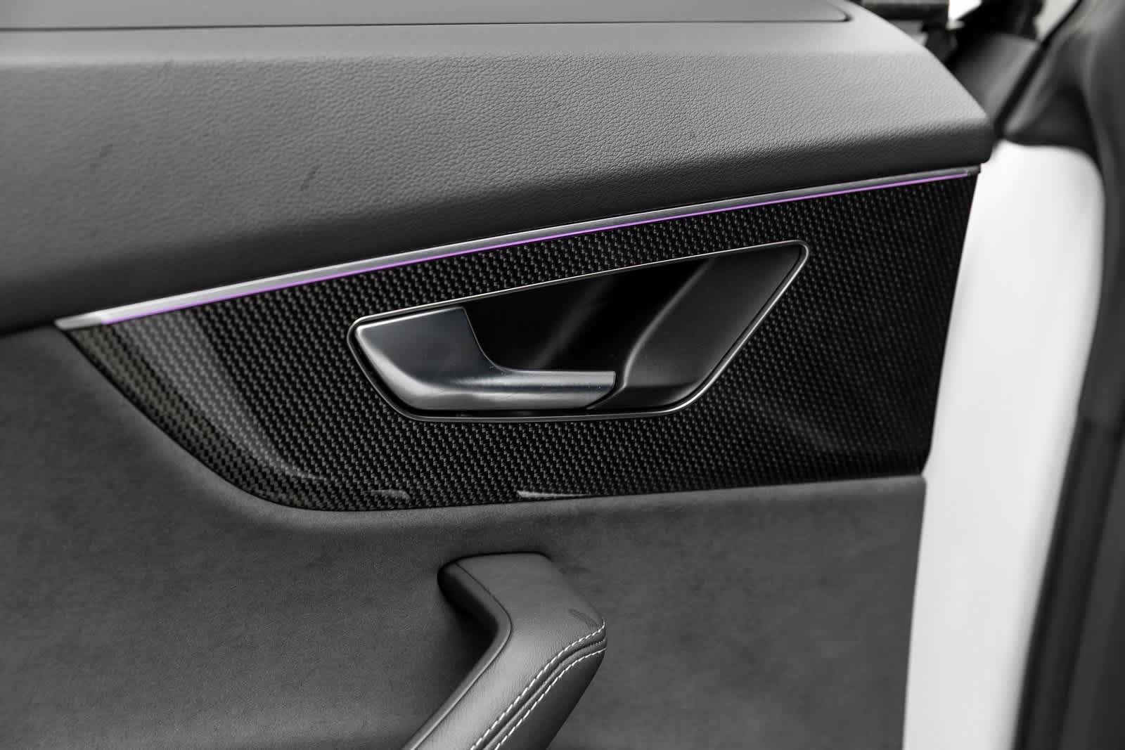 Thumbnail: 2023 Audi SQ8 - 34