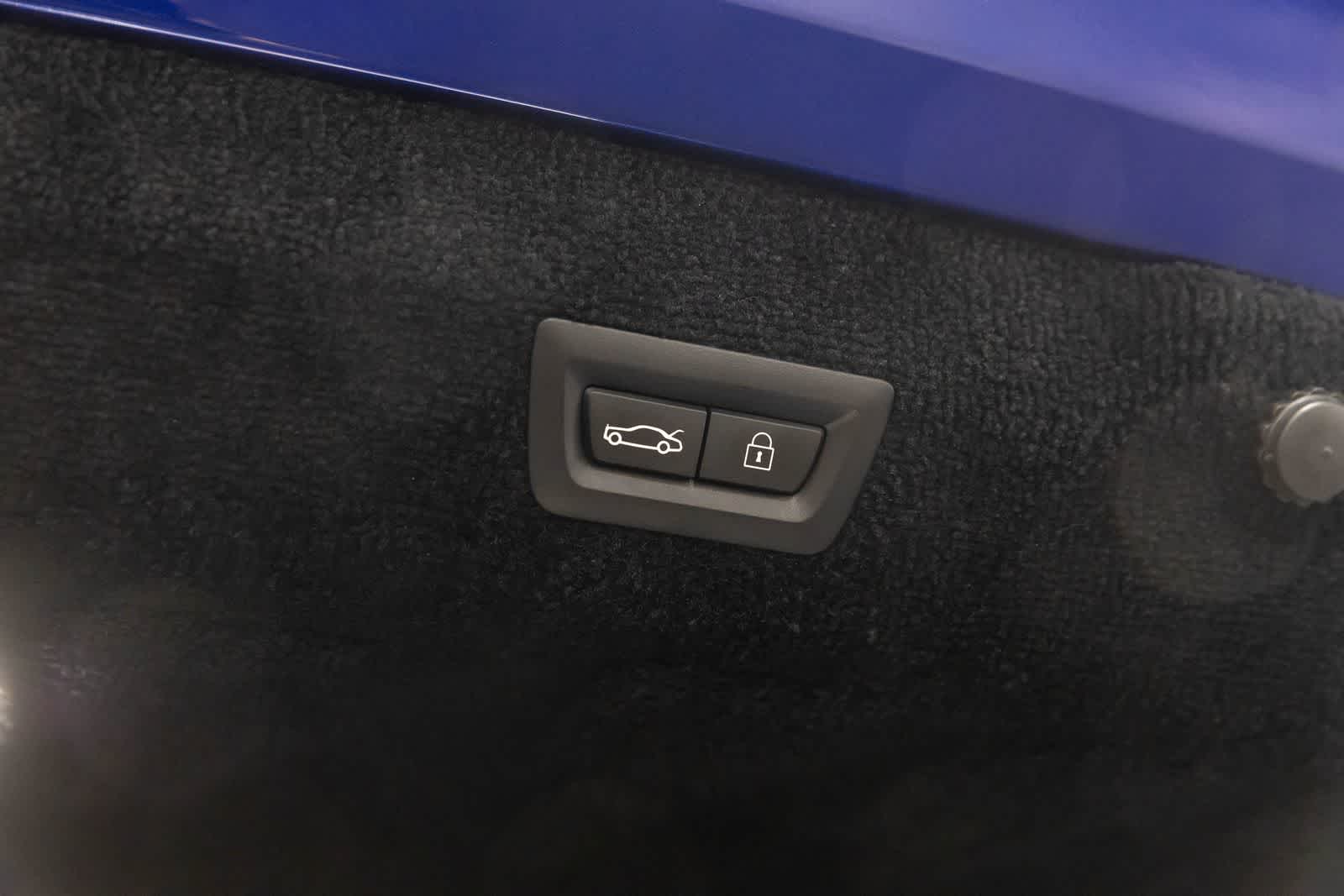 Thumbnail: 2023 Rolls-Royce Phantom - 36