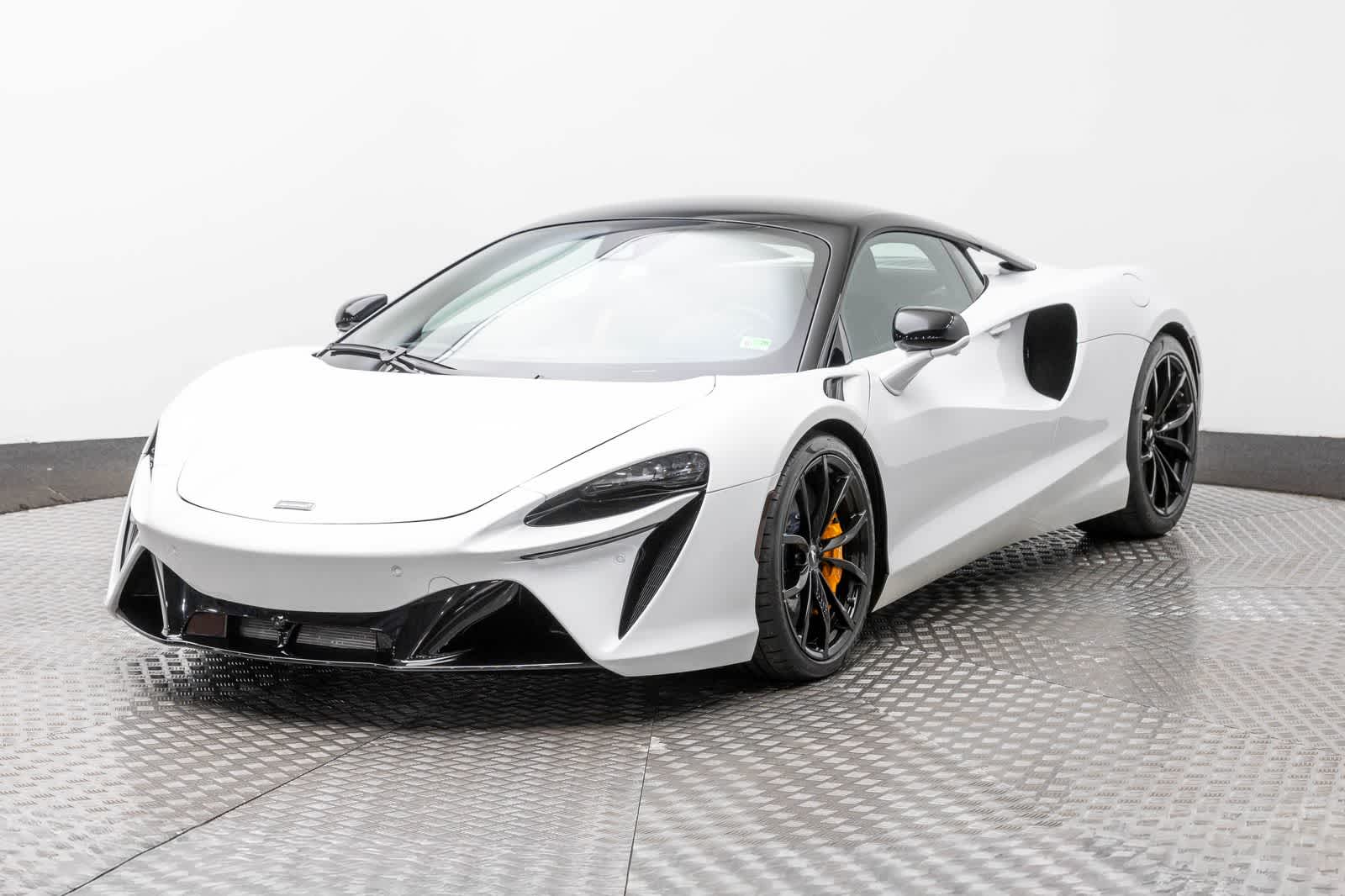 2023 Mclaren Artura  -
                  Sterling, VA