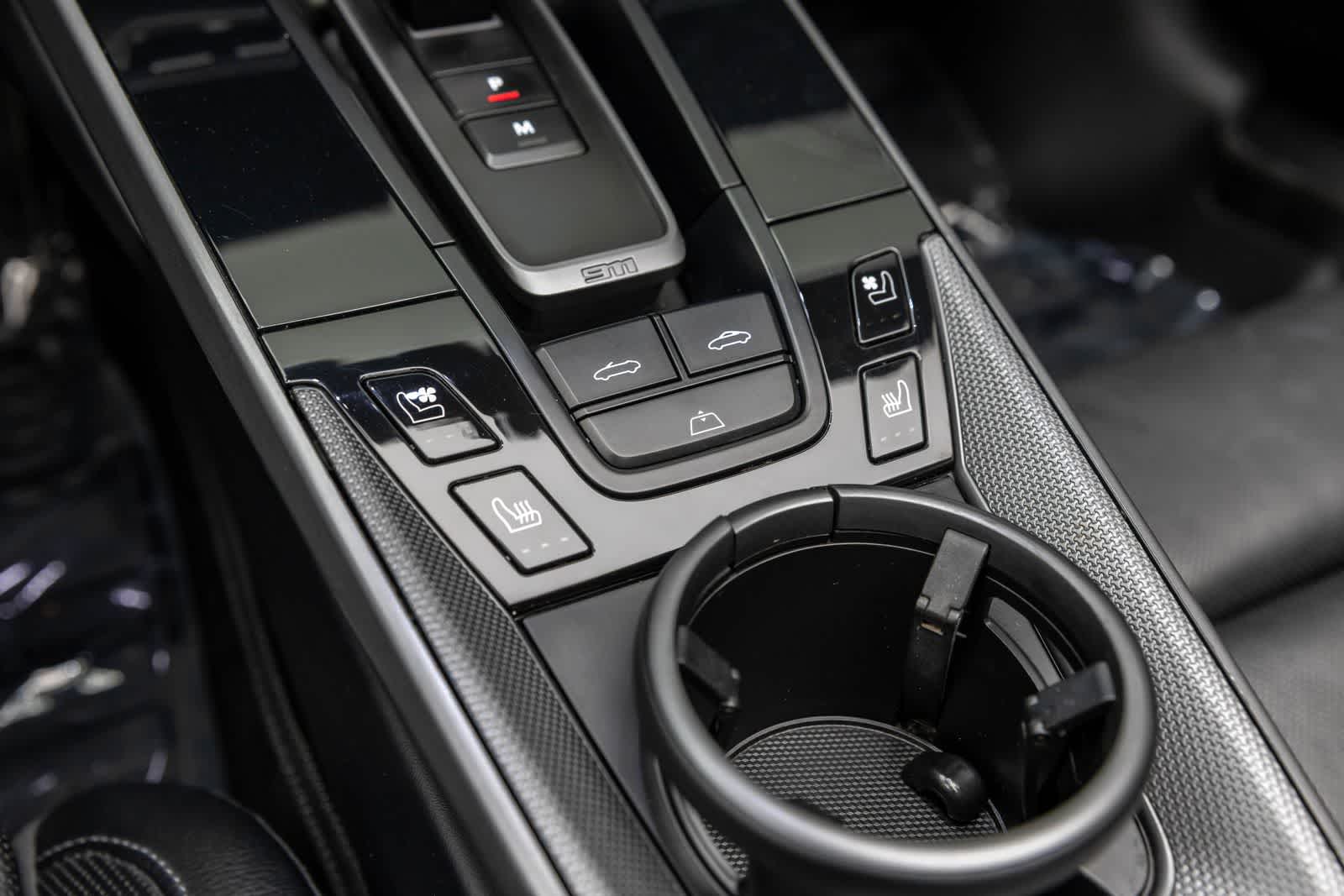 Thumbnail: 2020 Porsche 911 - 40