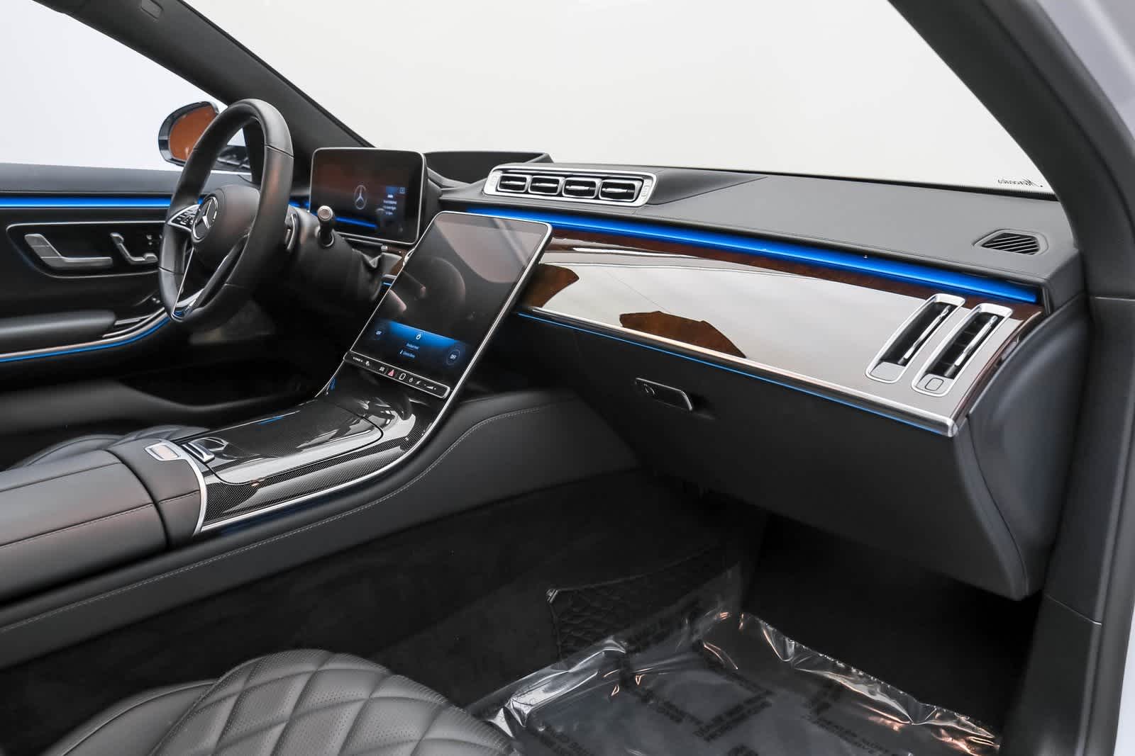 Thumbnail: 2024 Mercedes-Benz B-Class - 45