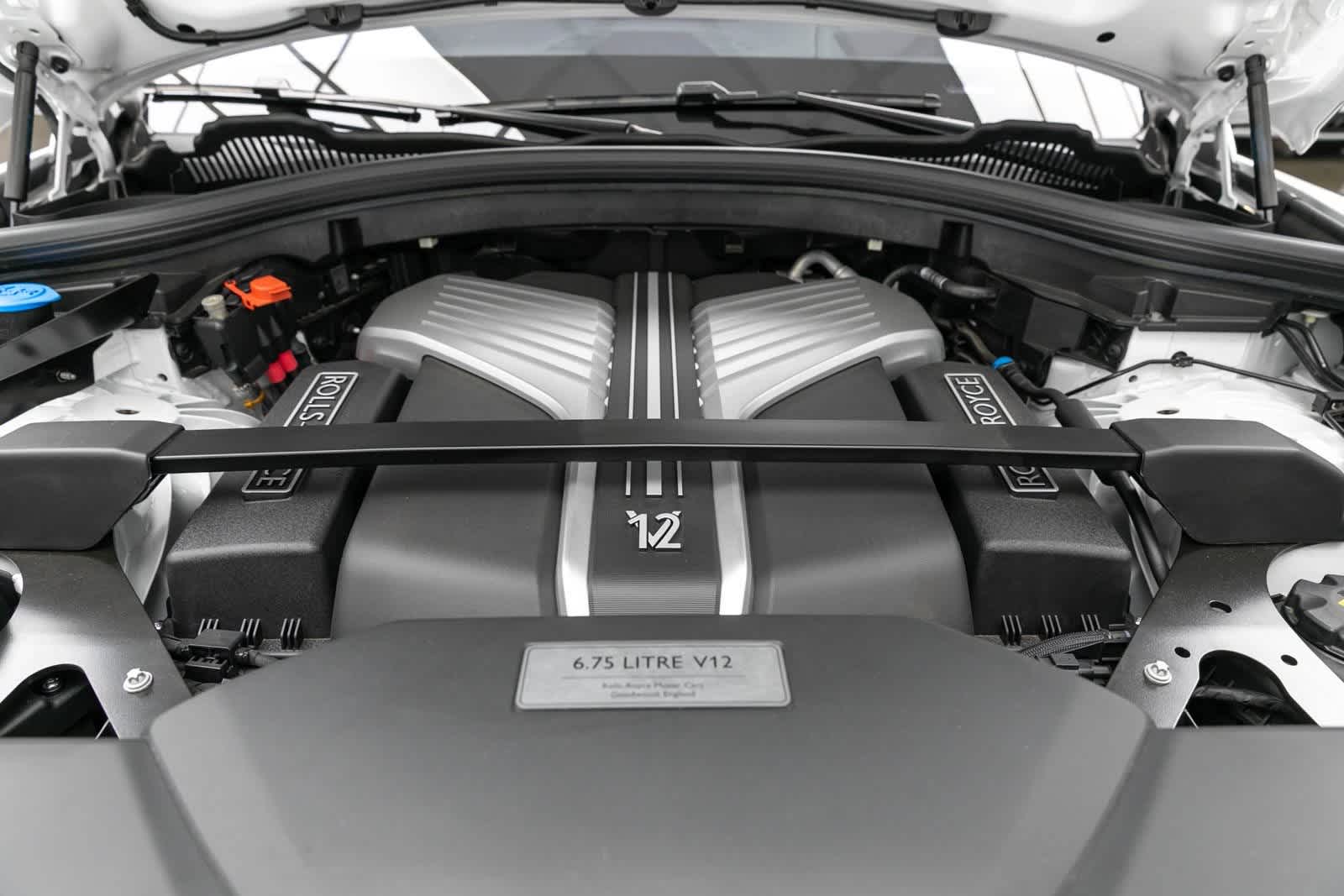 Thumbnail: 2022 Rolls-Royce Cullinan - 38