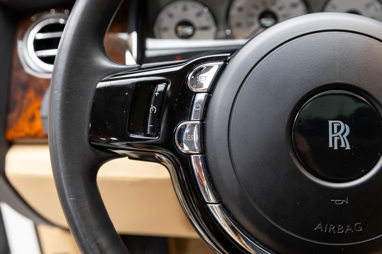 Thumbnail: 2011 Rolls-Royce Ghost - 16