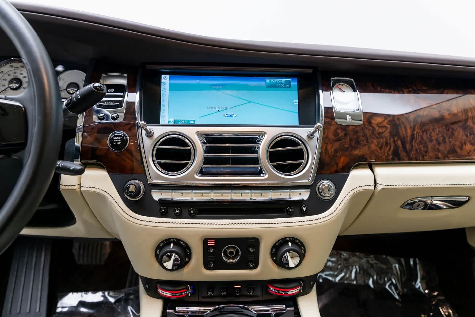 Thumbnail: 2016 Rolls-Royce Wraith - 9