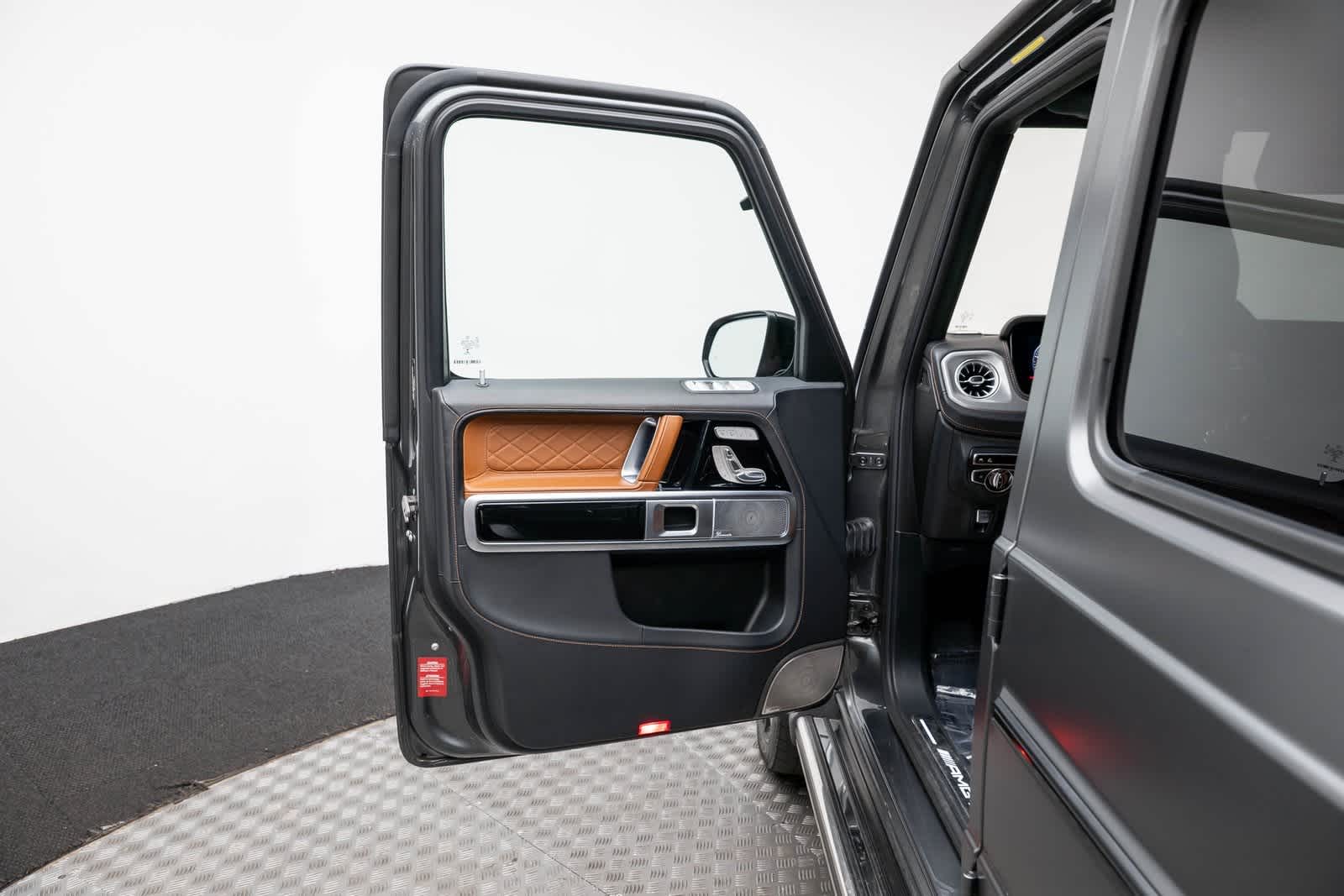 Thumbnail: 2022 Mercedes-Benz G-Class - 27