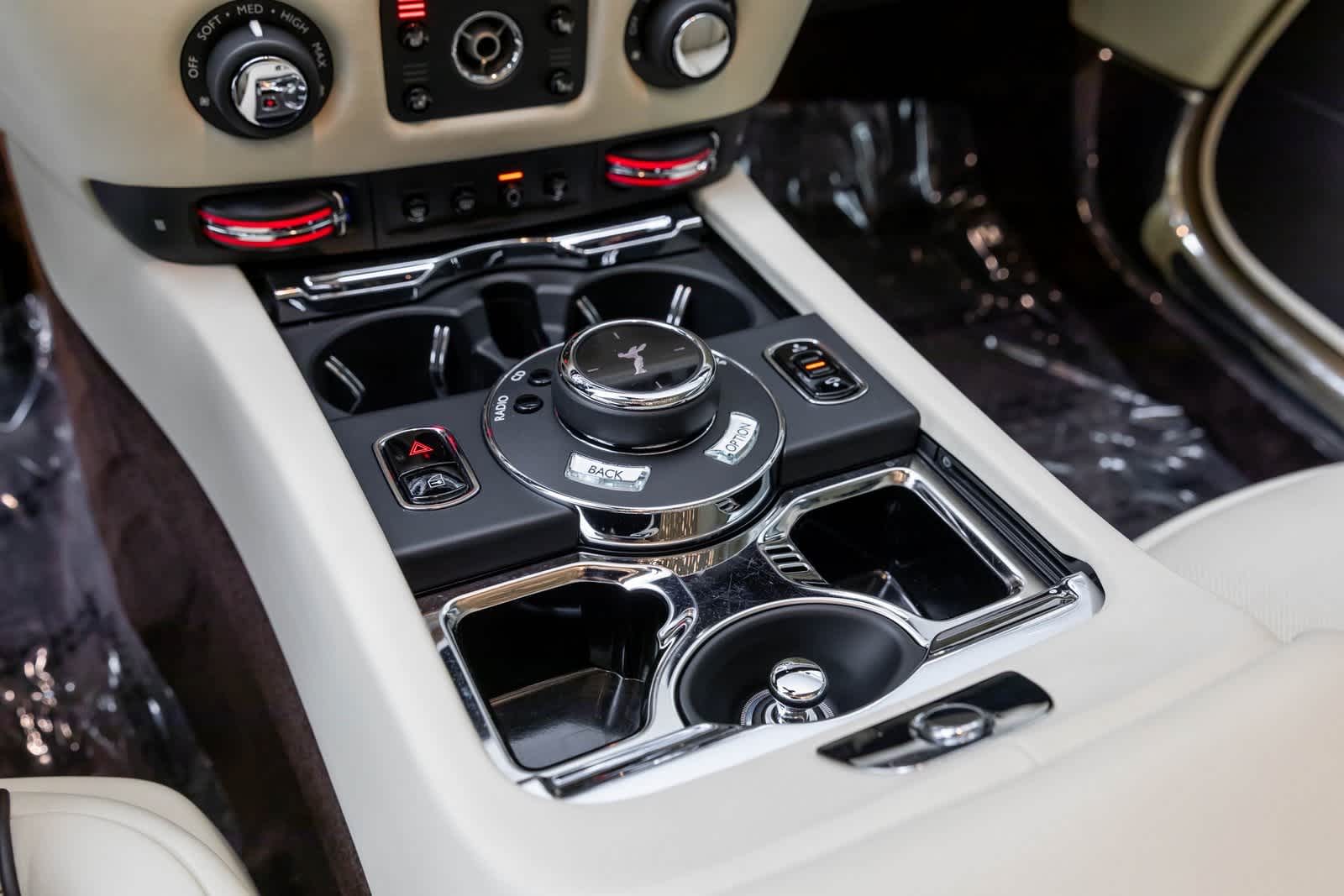 Thumbnail: 2016 Rolls-Royce Wraith - 31