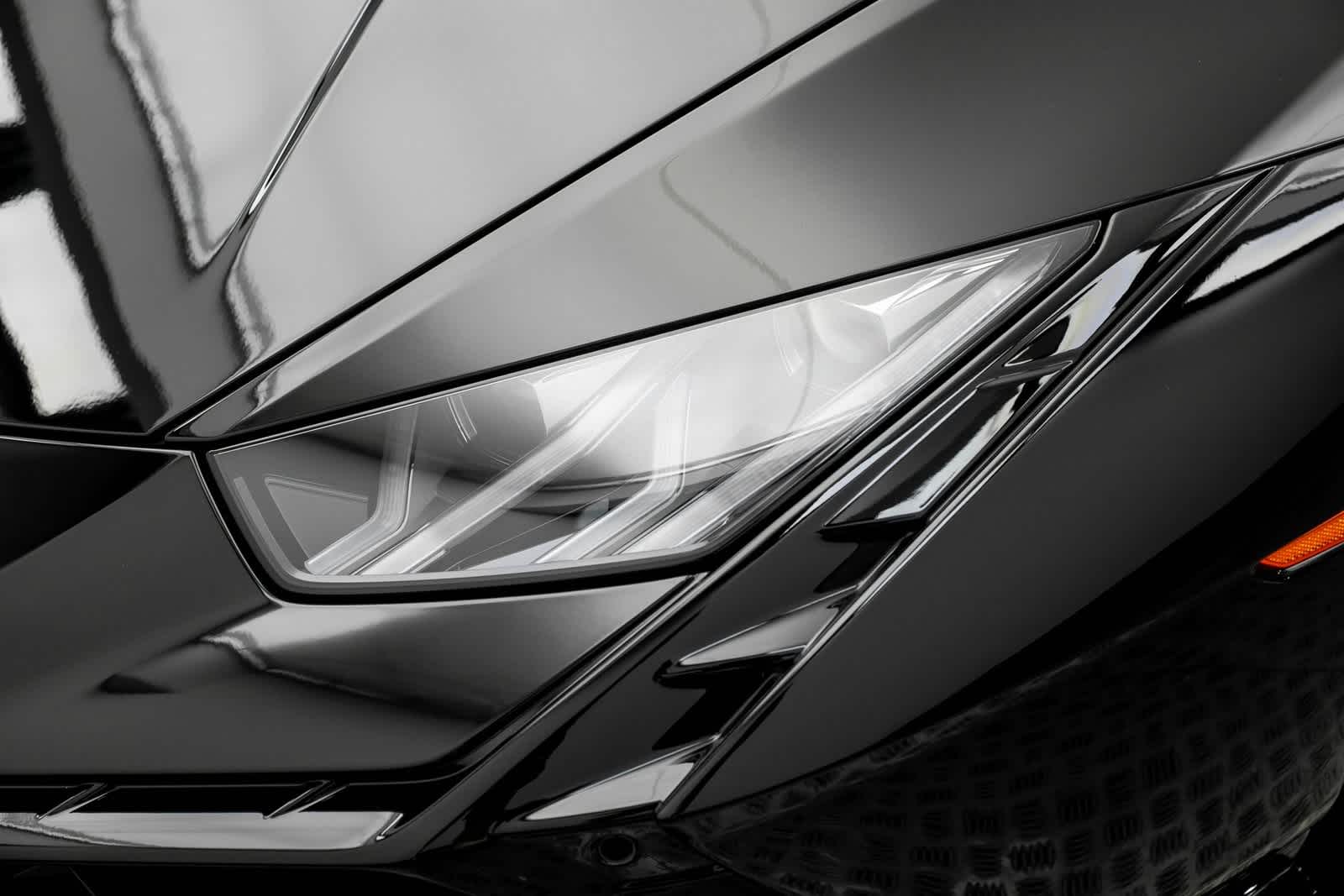 Thumbnail: 2024 Lamborghini Huracan - 44