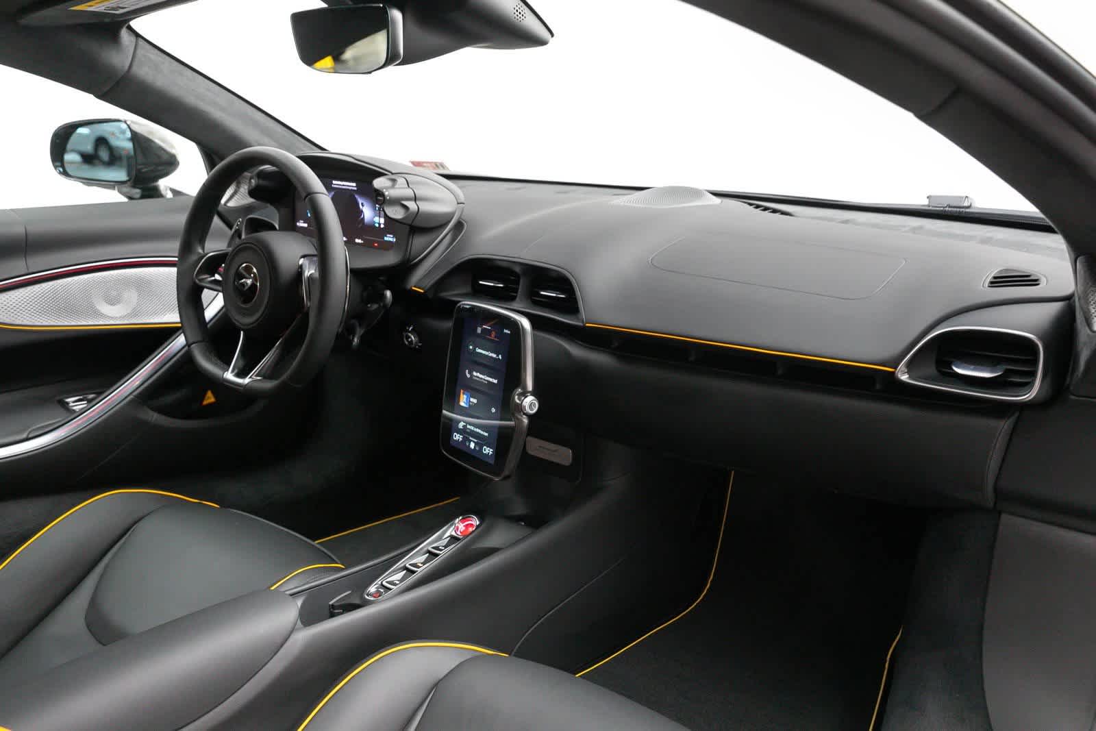 Thumbnail: 2023 Mclaren Artura - 26