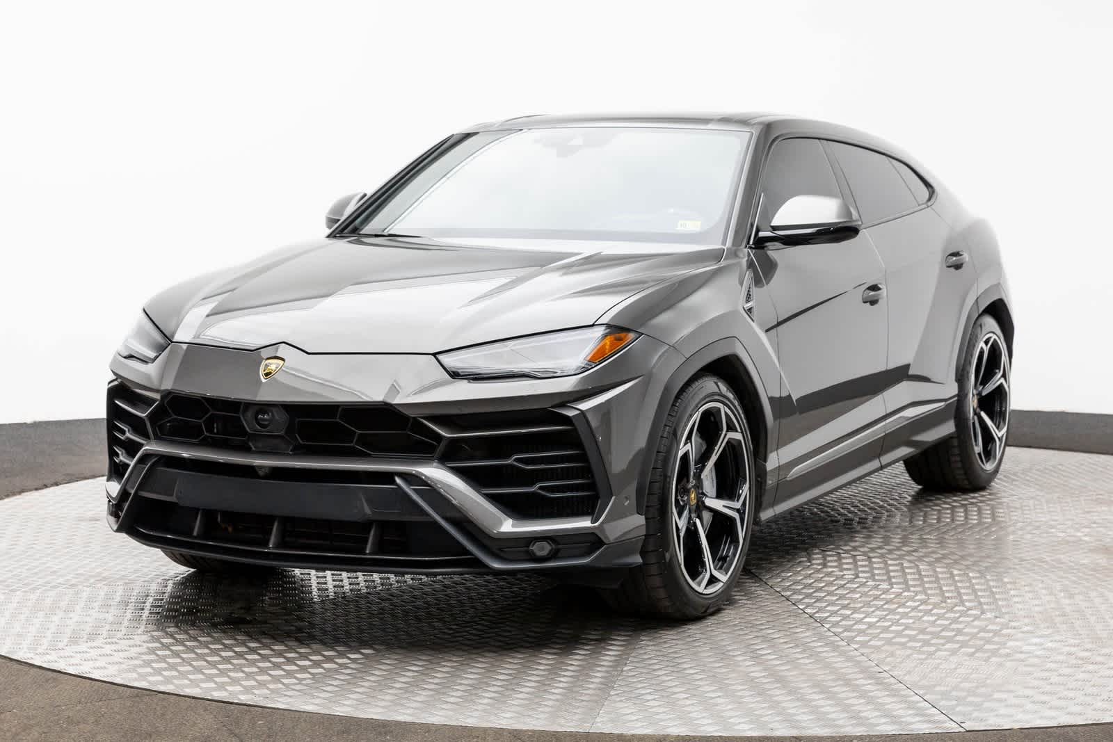 2022 Lamborghini Urus S -
                  Sterling, VA