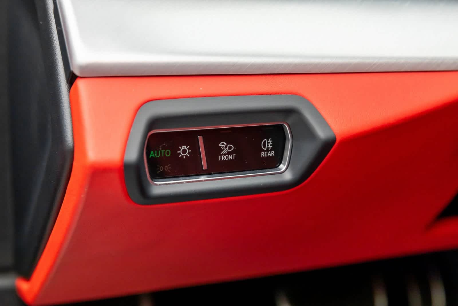 Thumbnail: 2022 Lamborghini Urus - 30