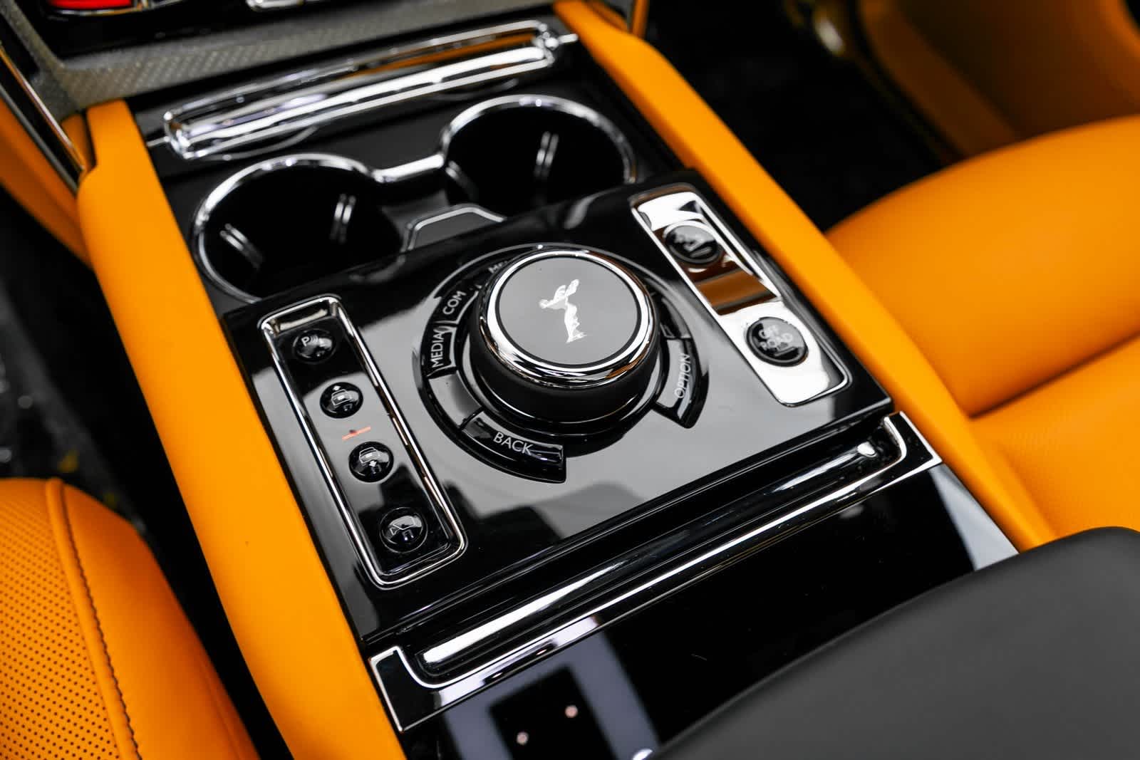 Thumbnail: 2024 Rolls-Royce Cullinan - 27