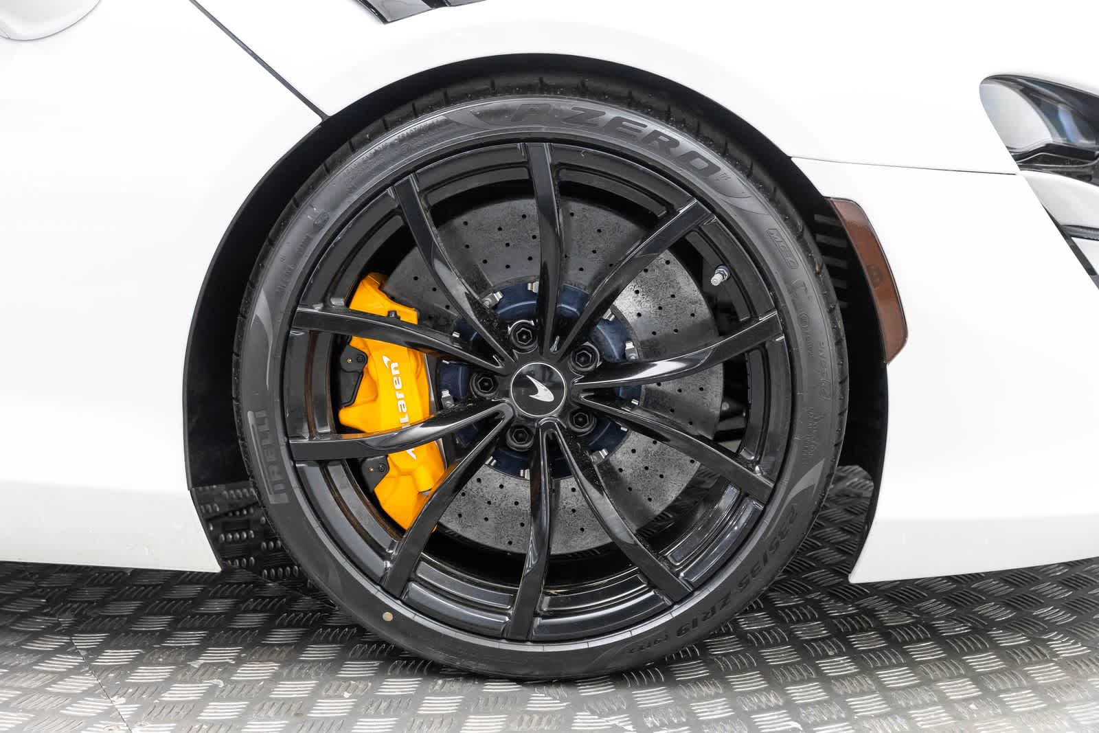 Thumbnail: 2023 Mclaren Artura - 34