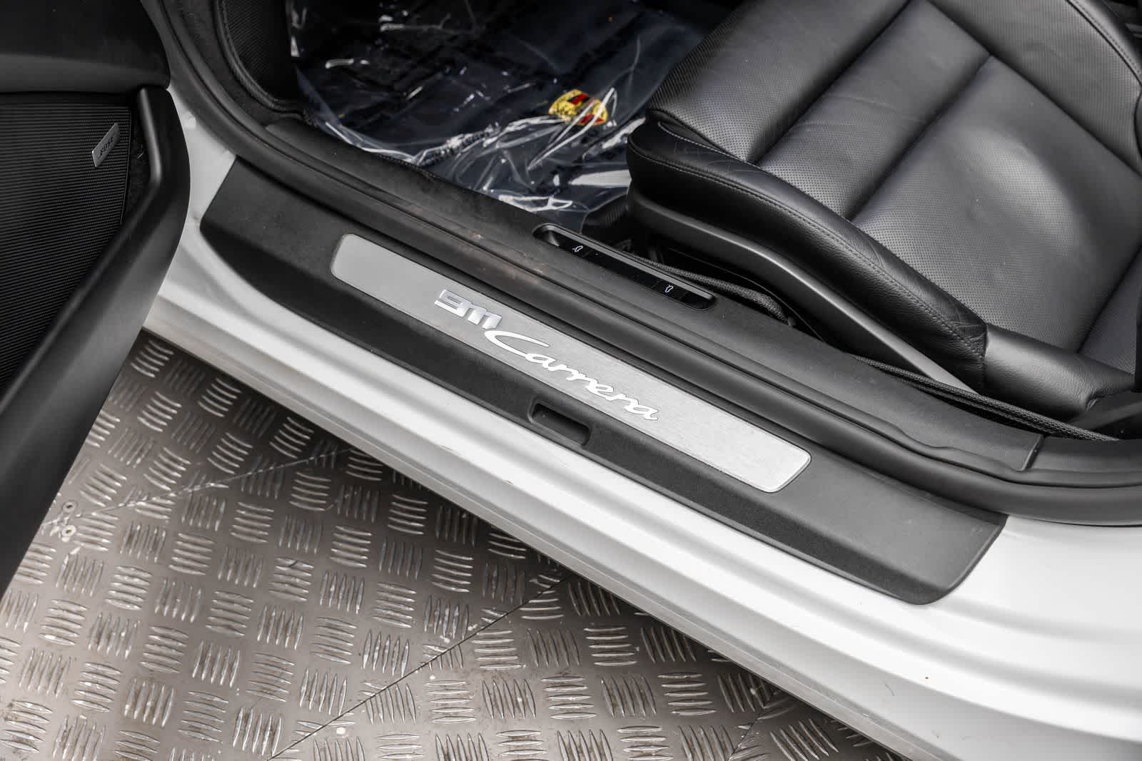 Thumbnail: 2020 Porsche 911 - 29