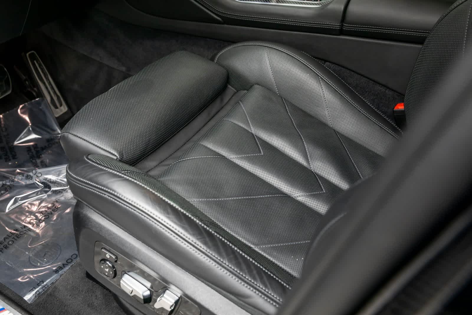 Thumbnail: 2024 BMW XM - 33