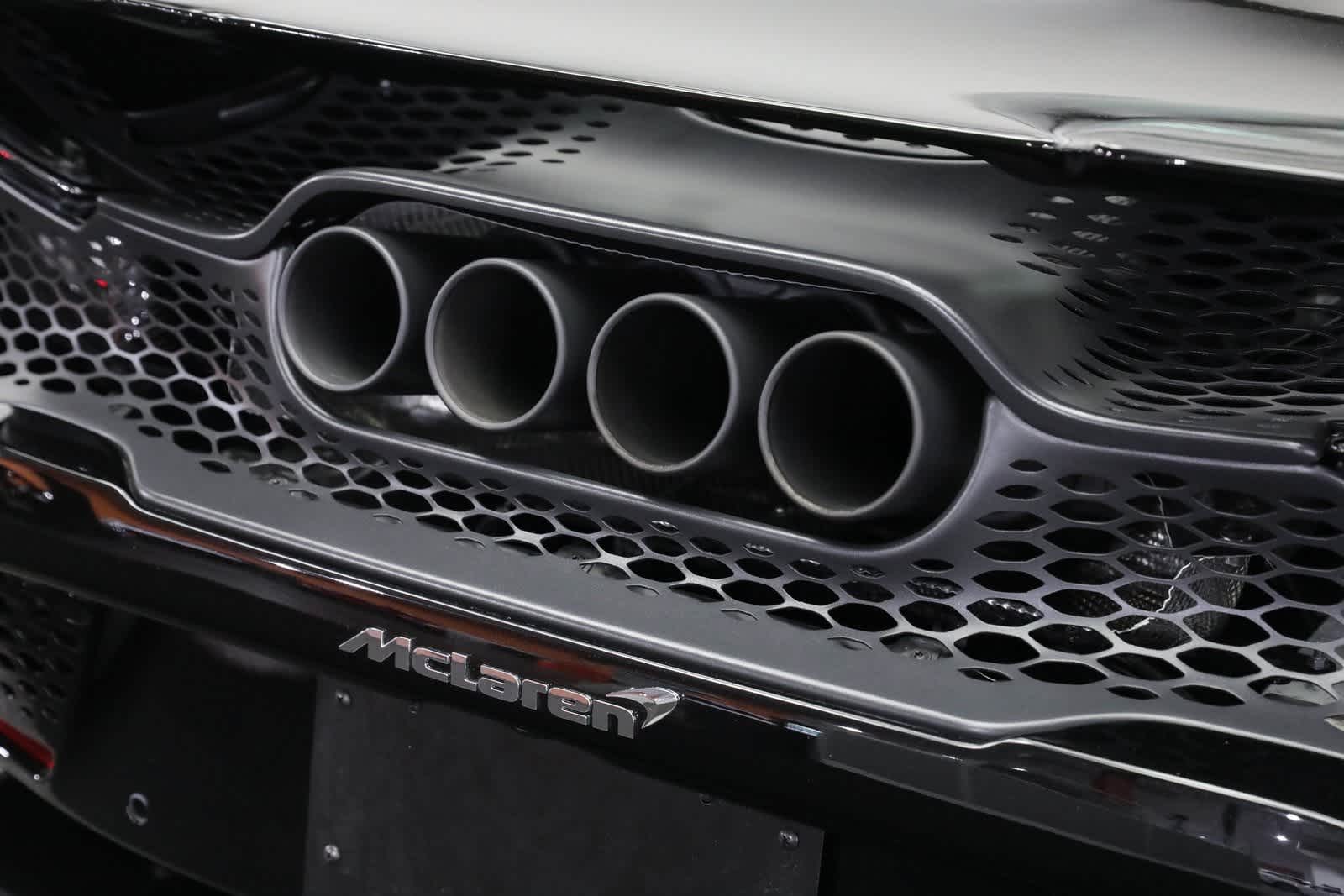 Thumbnail: 2021 Mclaren  - 34