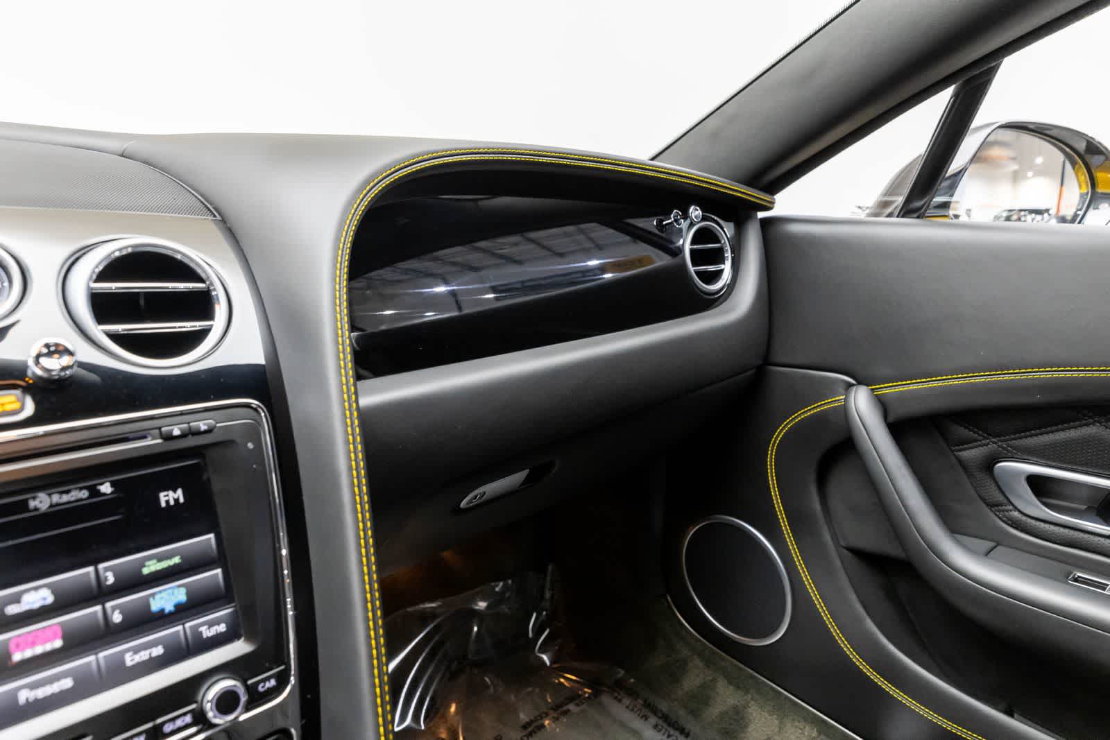 Thumbnail: 2014 Bentley Continental - 38