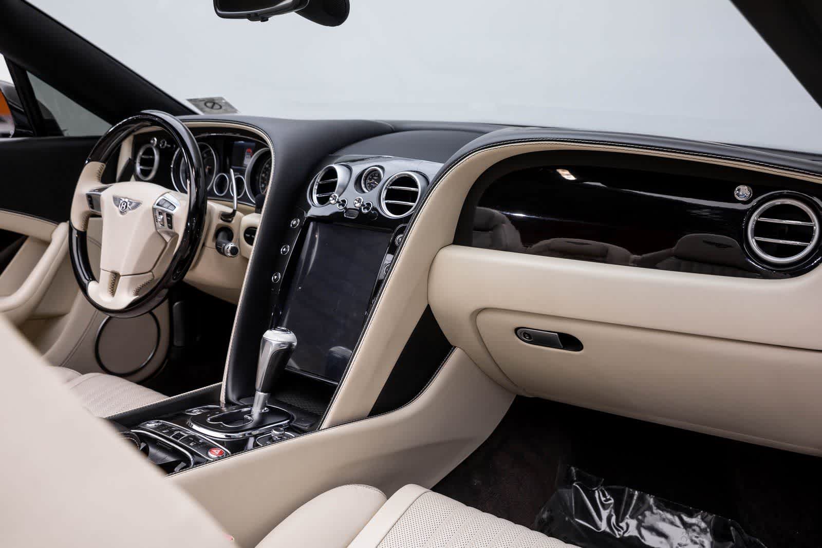 Thumbnail: 2018 Bentley Continental - 41