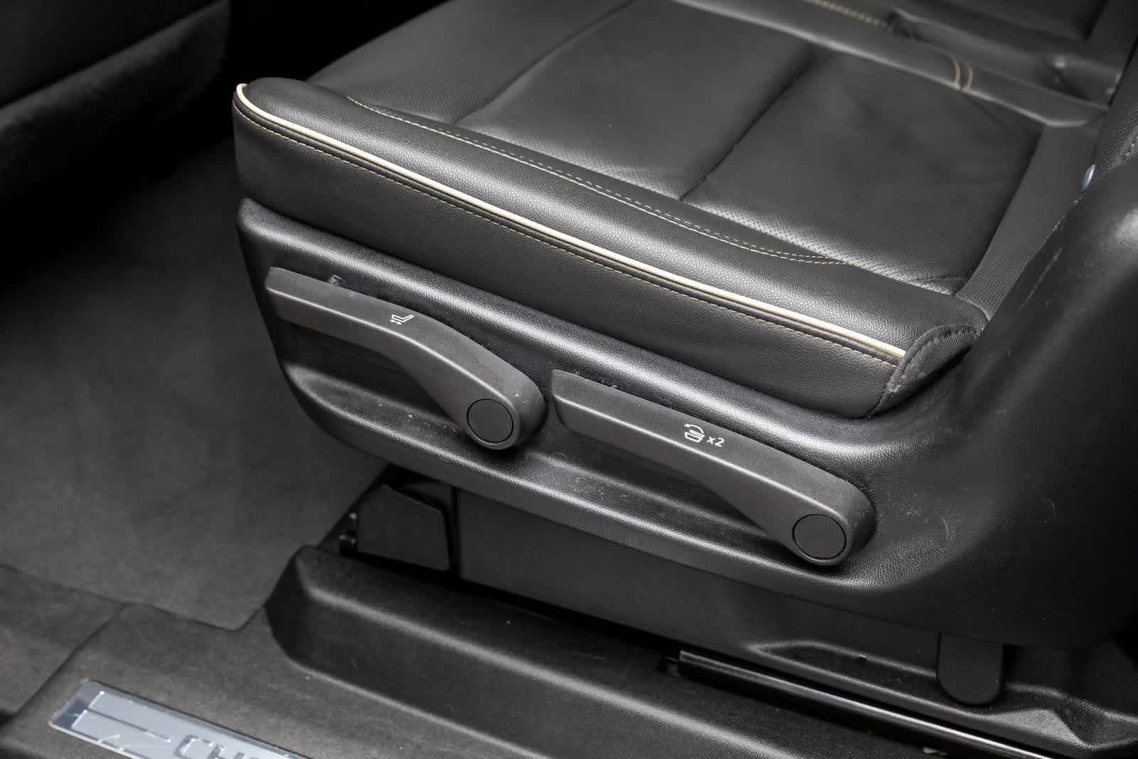 Thumbnail: 2024 Chevrolet Suburban - 35