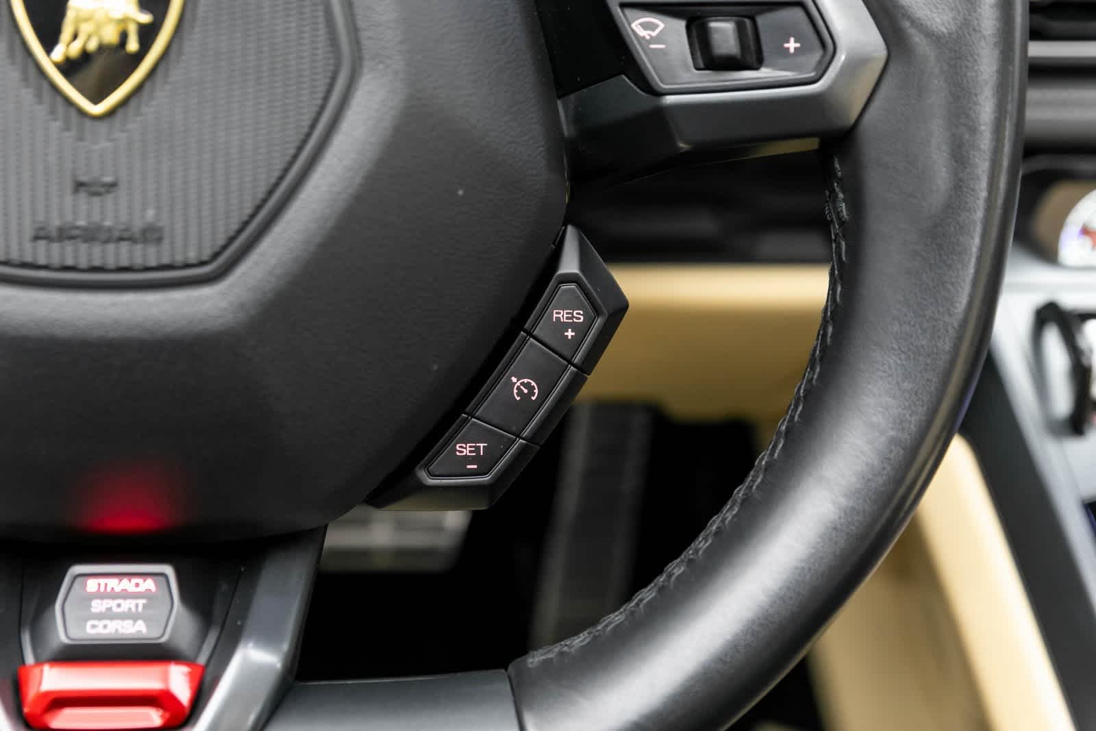 Thumbnail: 2019 Lamborghini Huracan - 33