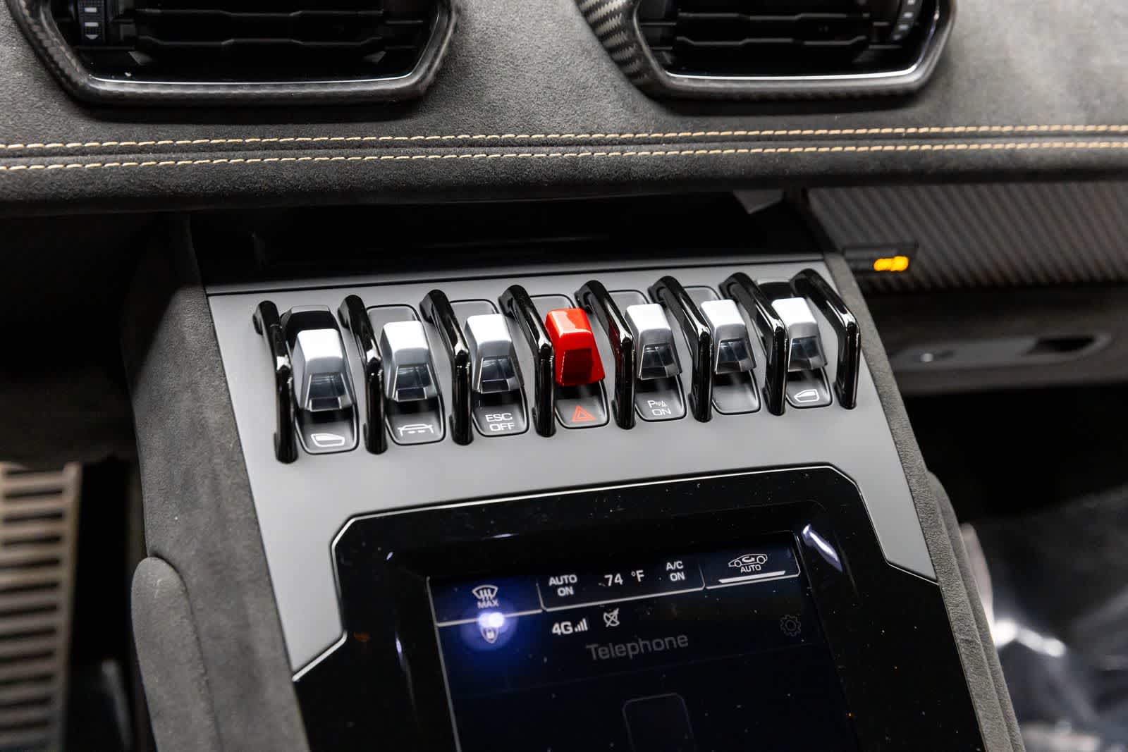 Thumbnail: 2024 Lamborghini Huracan - 32