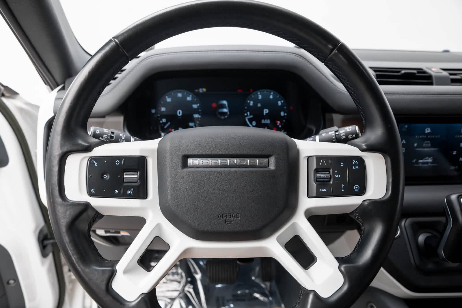 Thumbnail: 2023 Land Rover Defender - 16
