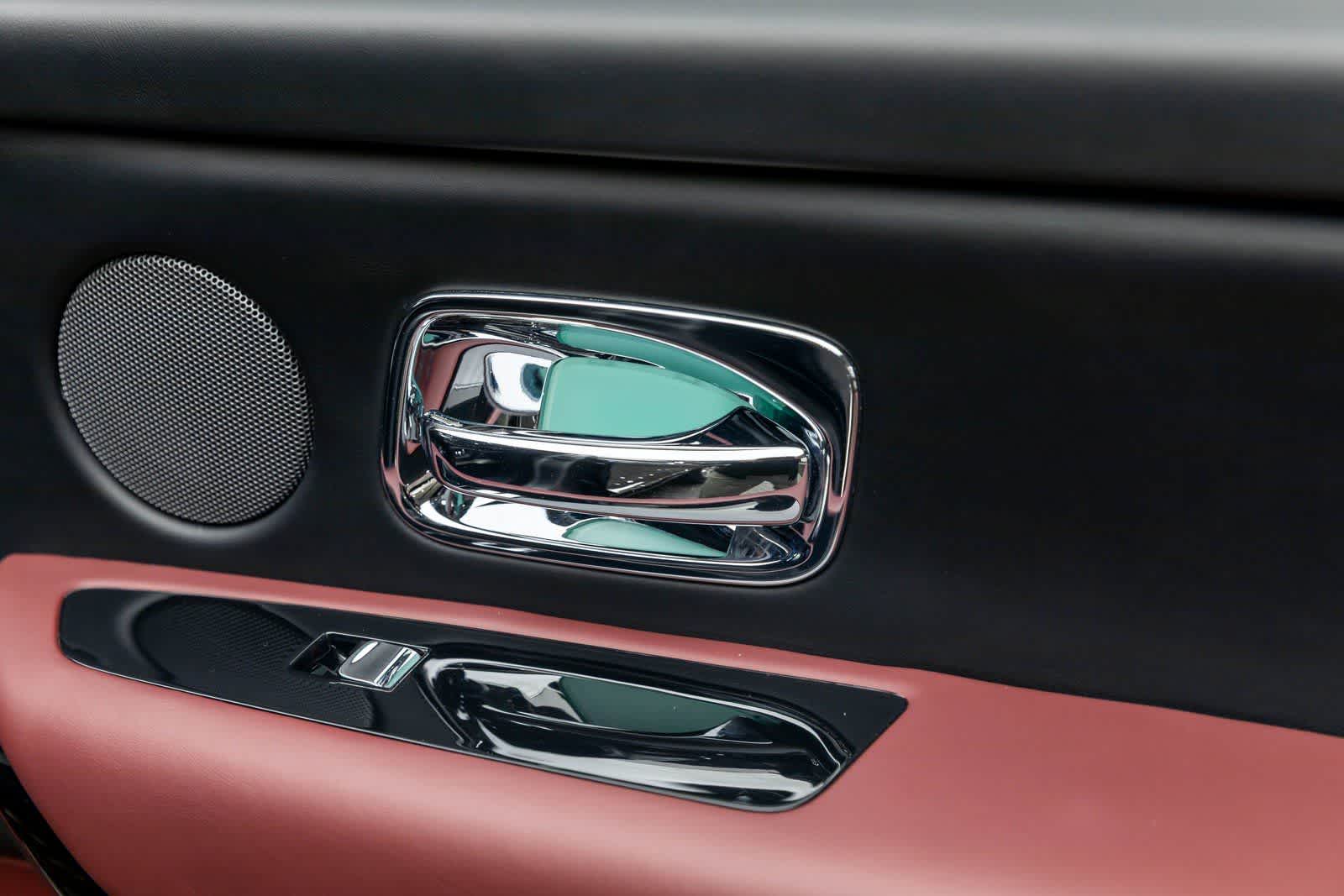 Thumbnail: 2022 Rolls-Royce Cullinan - 36