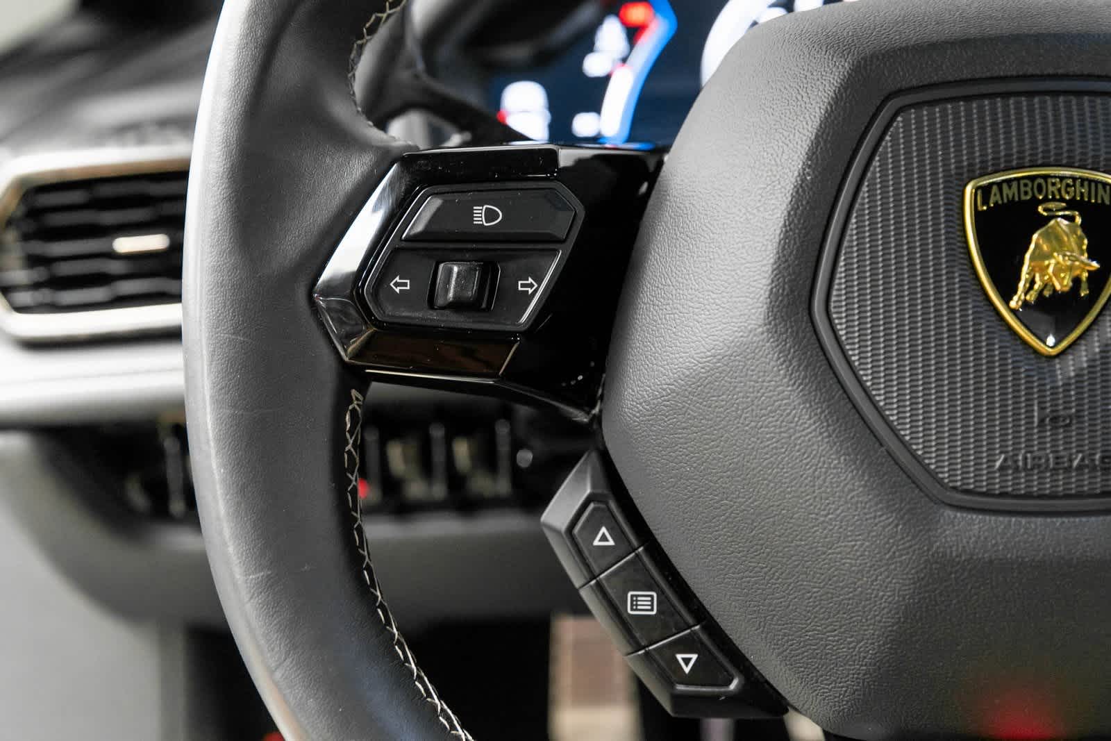 Thumbnail: 2022 Lamborghini Huracan - 29