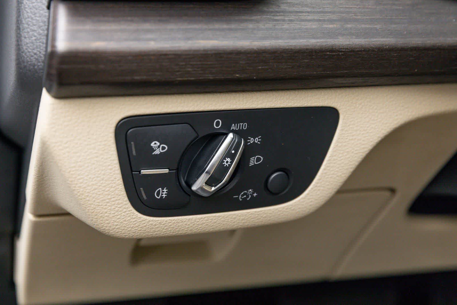 Thumbnail: 2024 Audi Q5 - 29