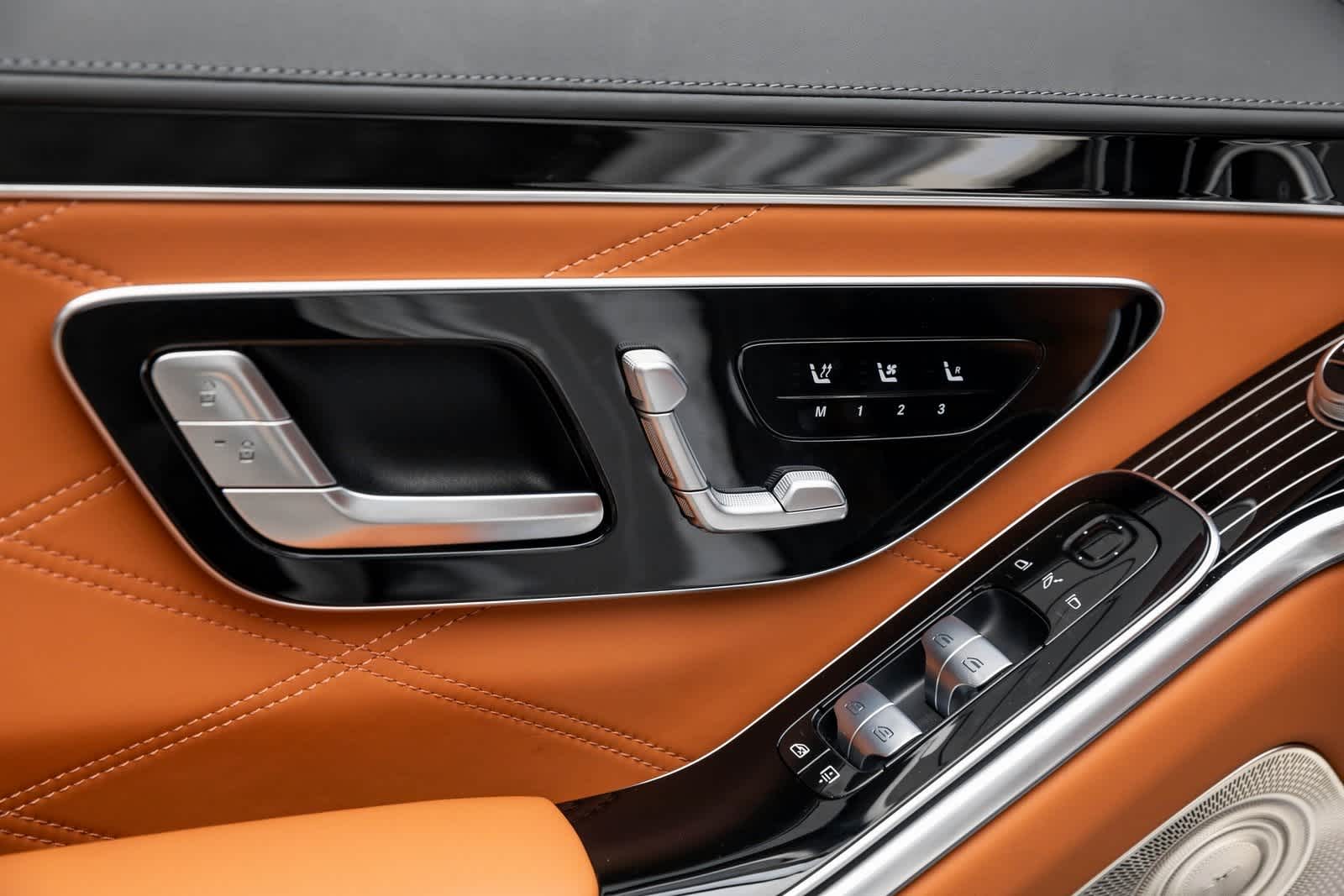 Thumbnail: 2024 Mercedes-Benz S-Class - 24