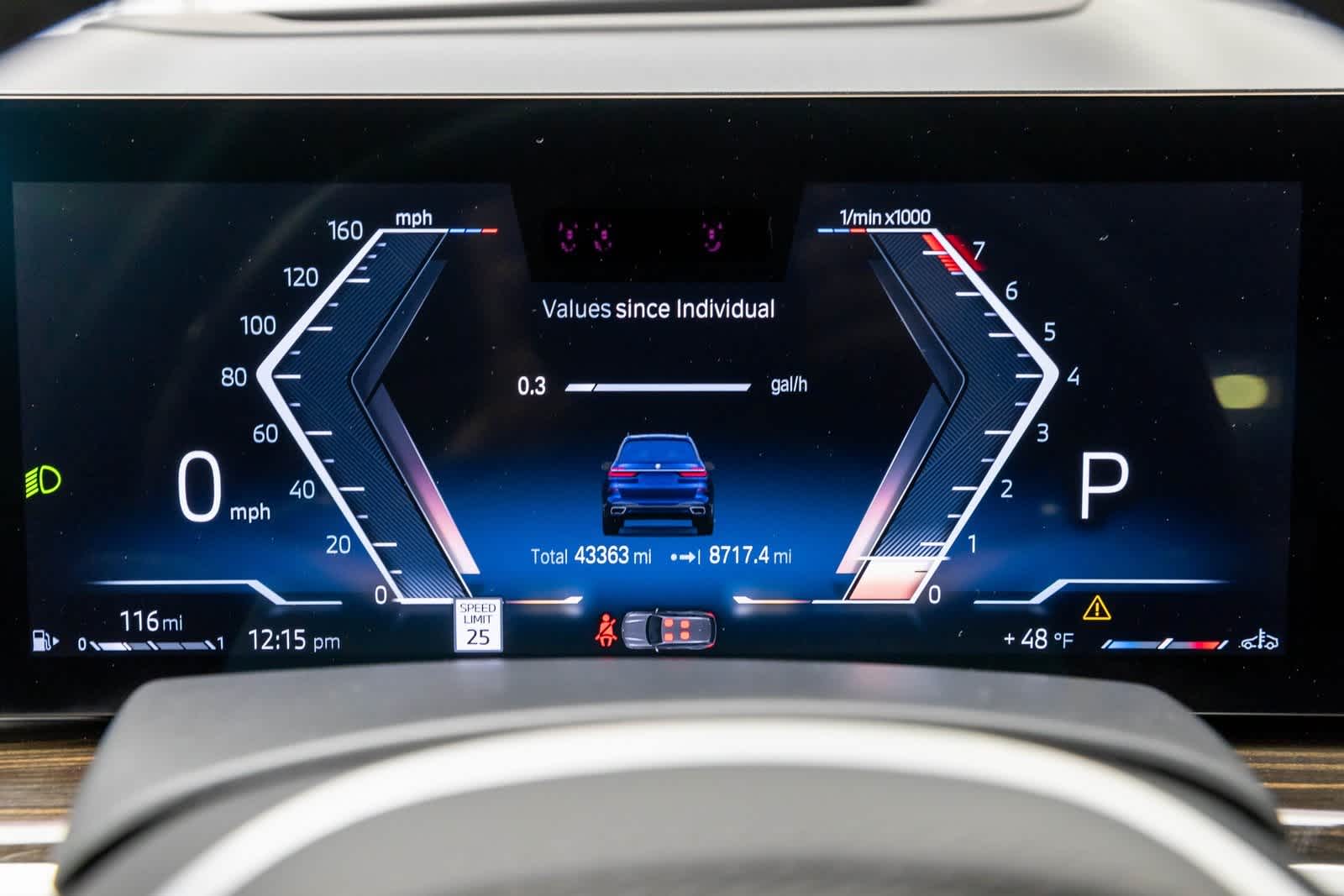 Thumbnail: 2023 BMW X7 - 24