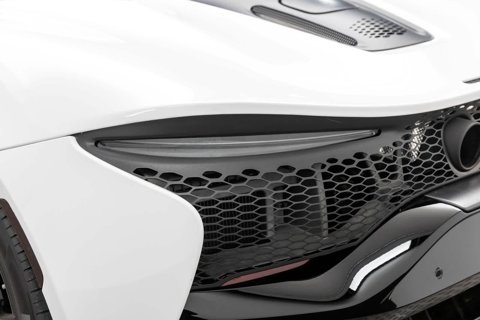 Thumbnail: 2023 Mclaren Artura - 40