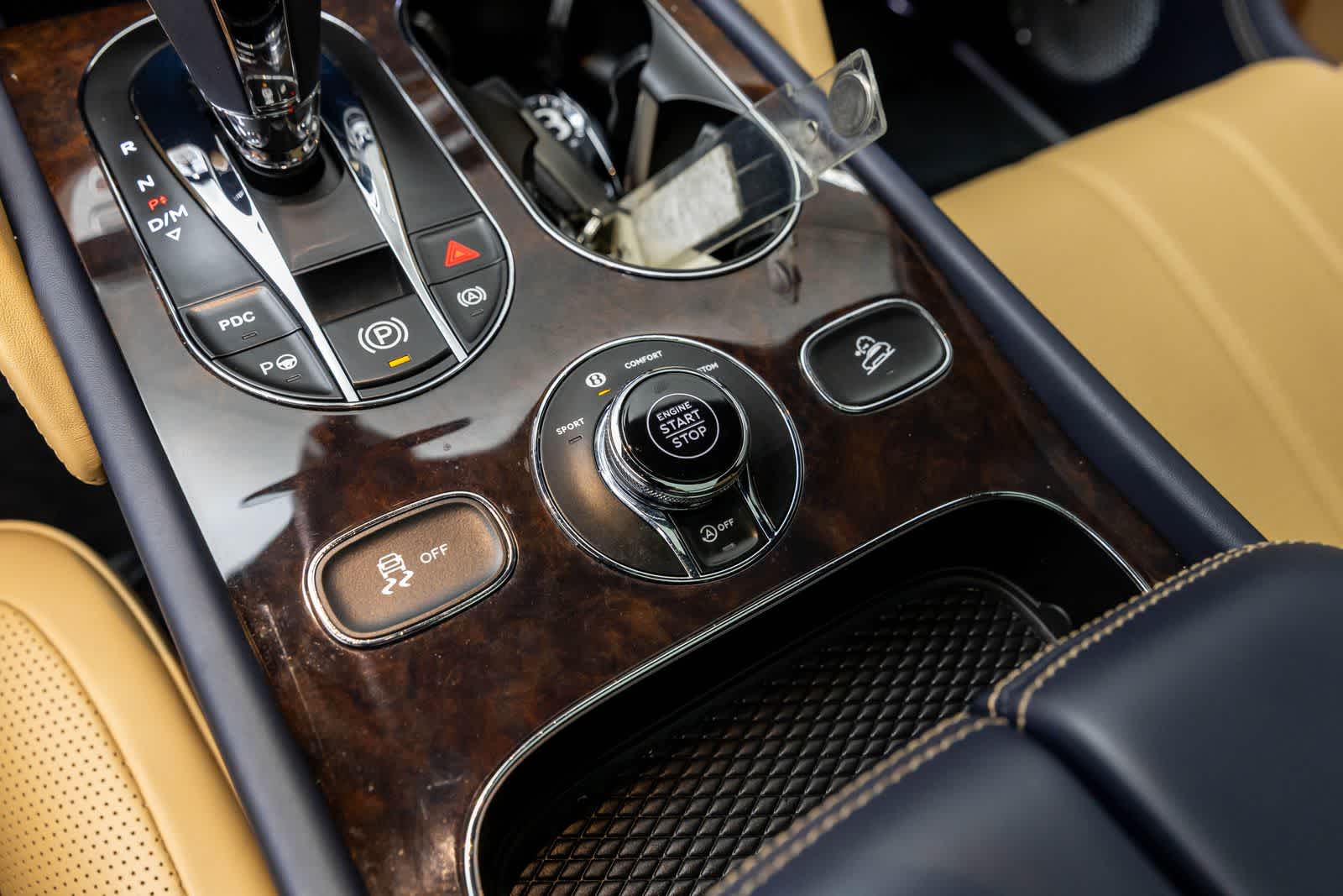 Thumbnail: 2021 Bentley Bentayga - 40